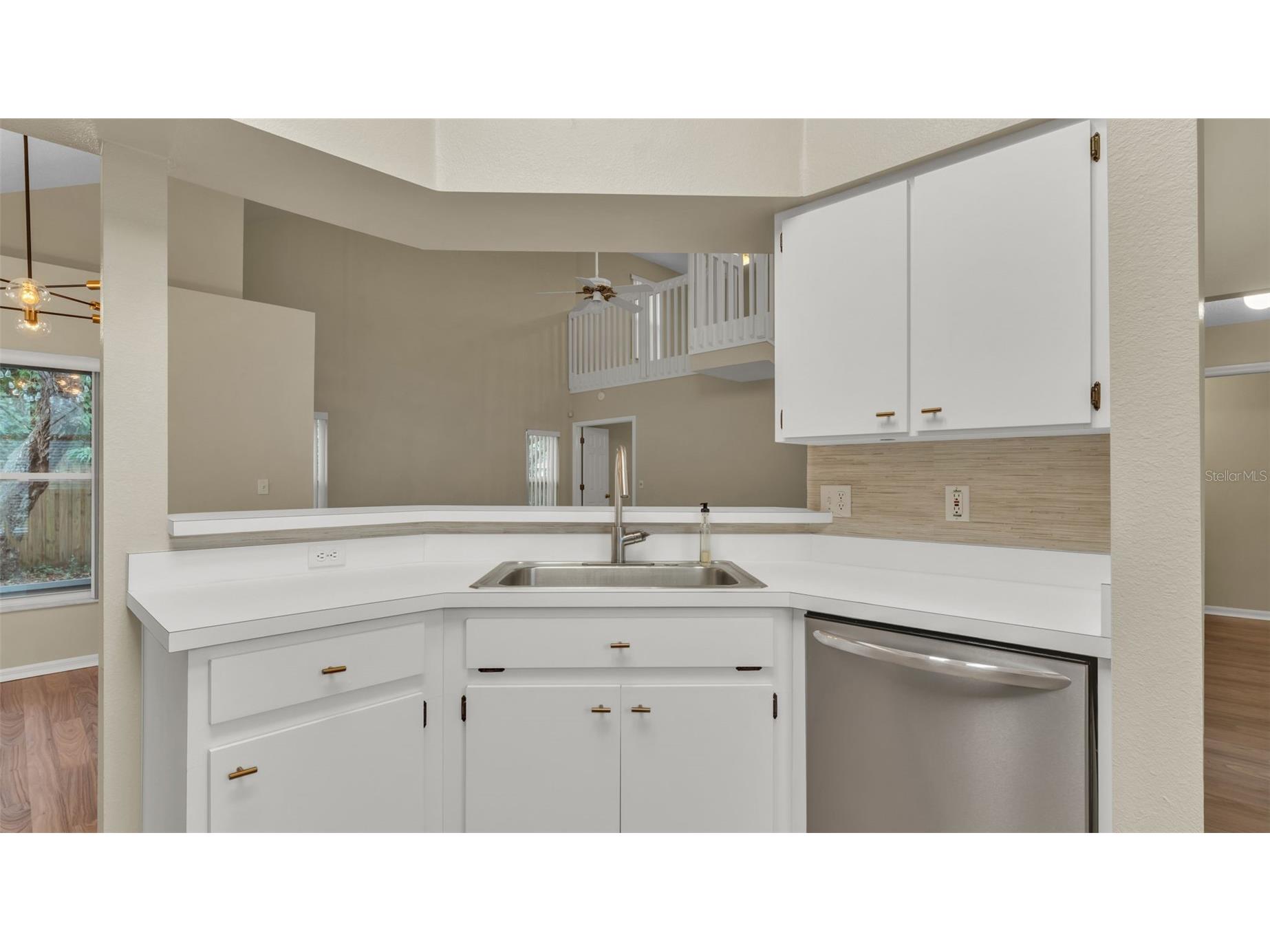 2319 Needham Drive Valrico FL 33596 TB8435648 image6