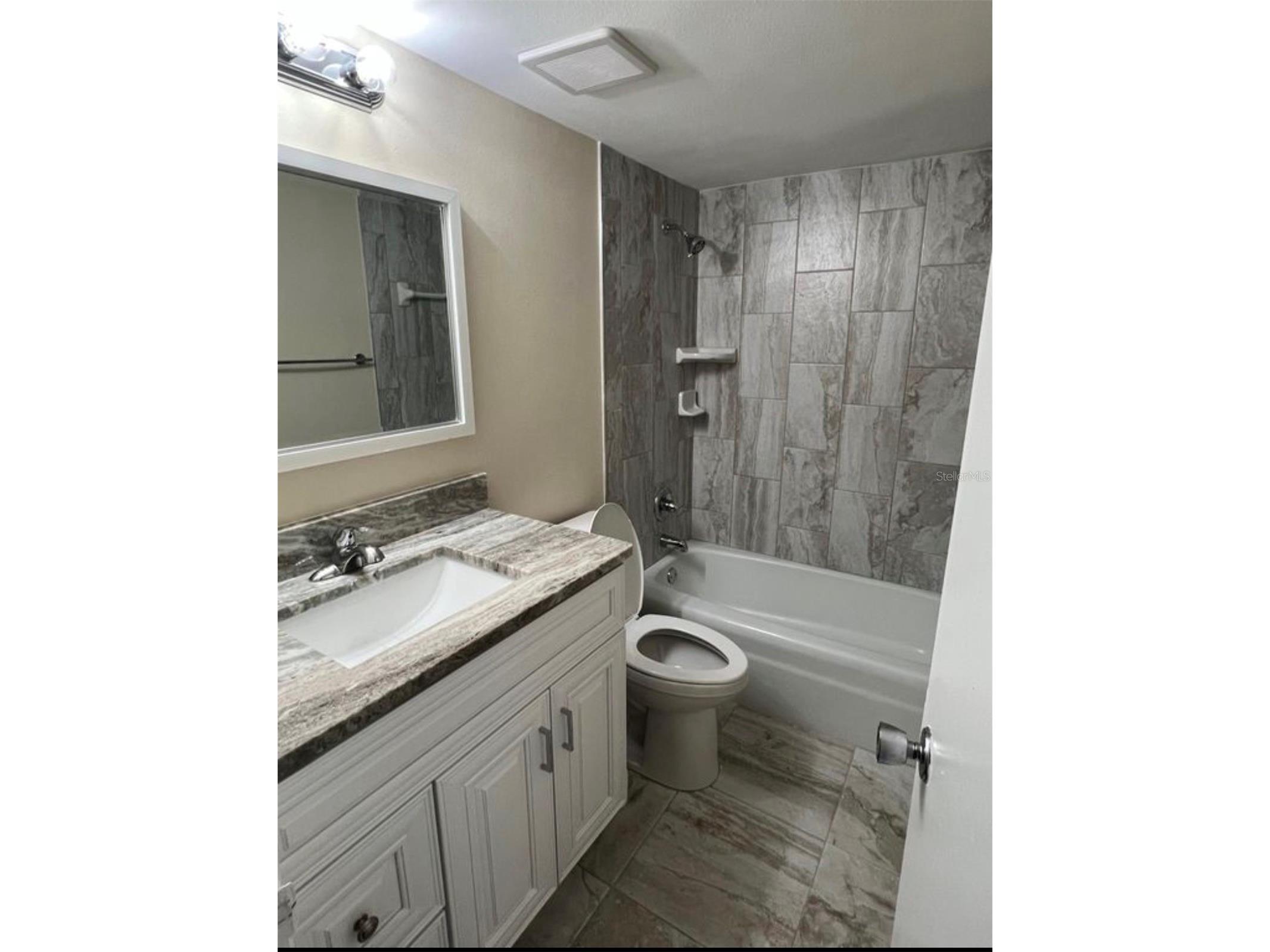 2319 W Bristol Avenue #103 Tampa FL 33609 TB8492706 image7