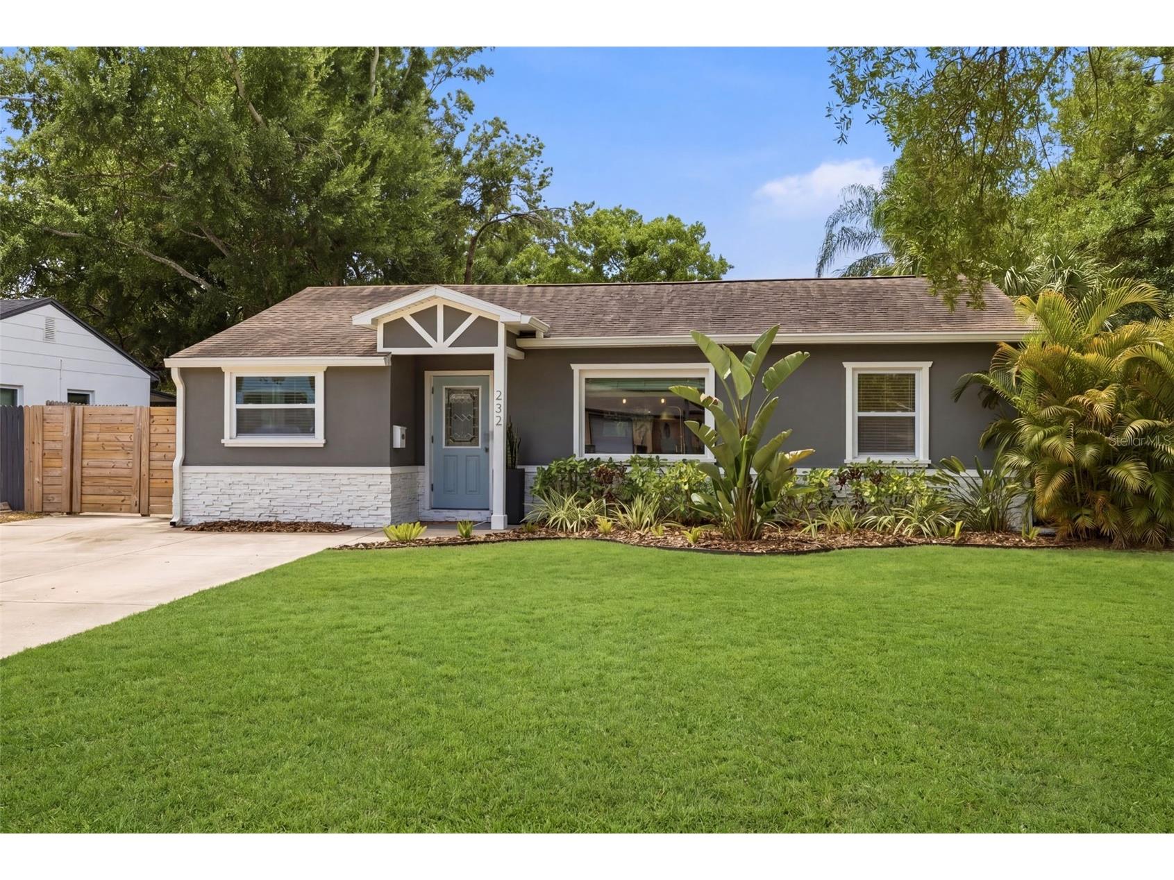232 42nd Avenue NE Saint Petersburg FL 33703 TB8501005 image1