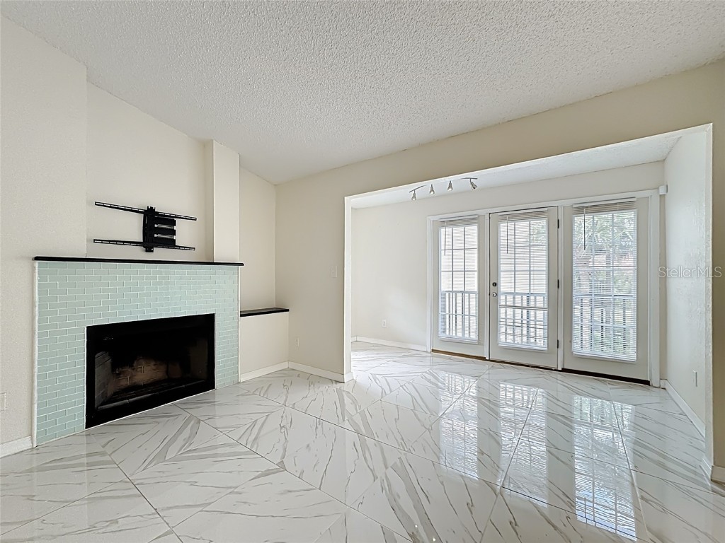 232 Afton Square #201 Altamonte Springs FL 32714 O6371076 image15