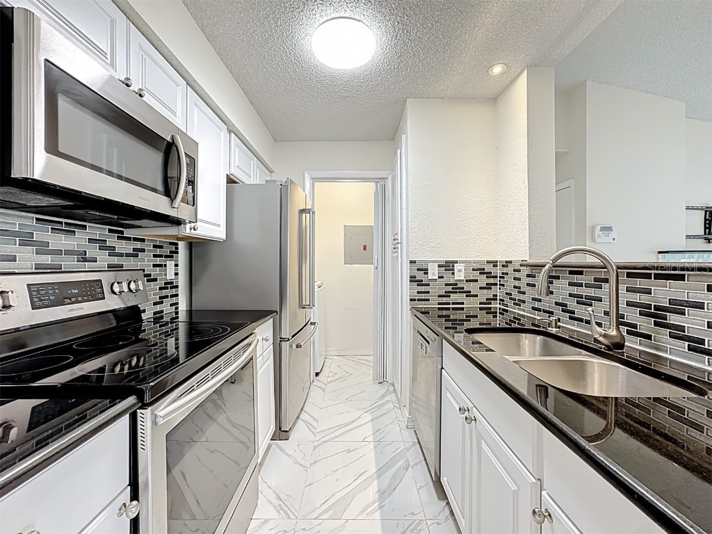 232 Afton Square #201 Altamonte Springs FL 32714 O6371076 image5