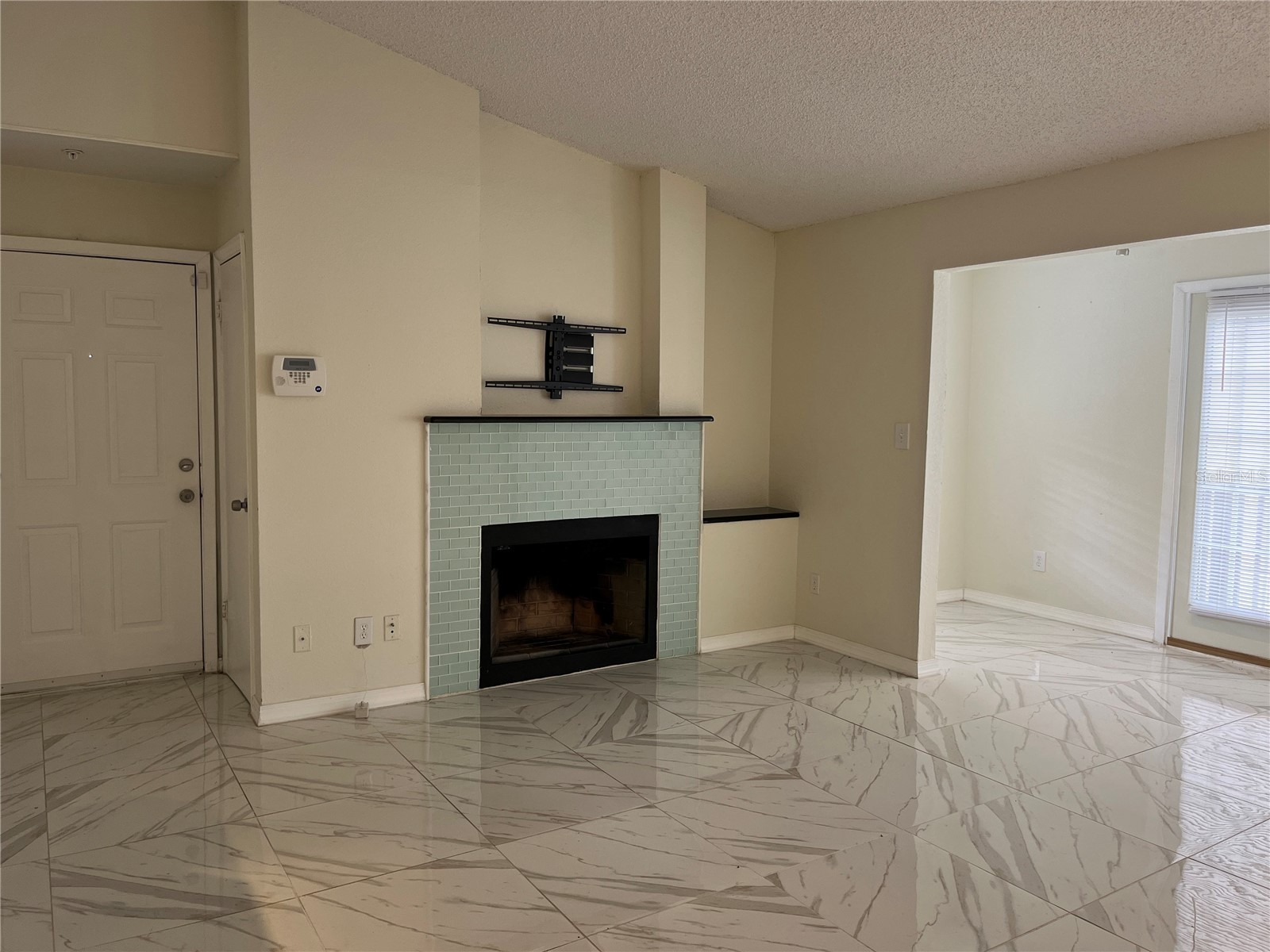 232 Afton Square #201 Altamonte Springs FL 32714 O6410147 image4