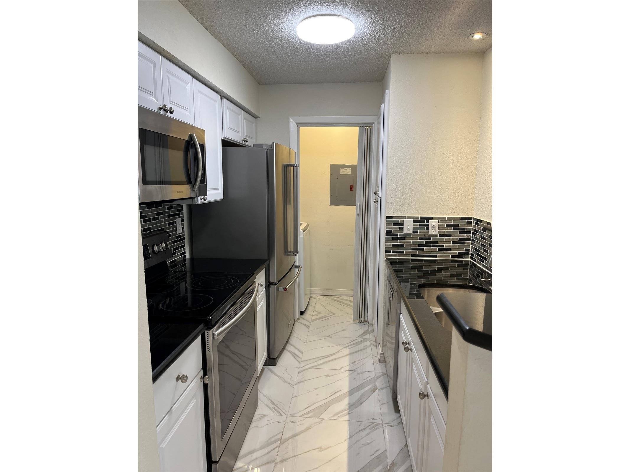 232 Afton Square #201 Altamonte Springs FL 32714 O6410147 image8