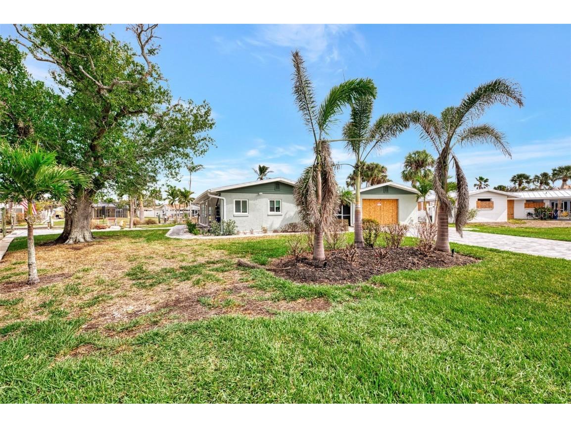 232 Bahia Vista Drive Englewood FL 34223 - BRUCEWOOD BAYOU/LEMON BAY D6144018 image17
