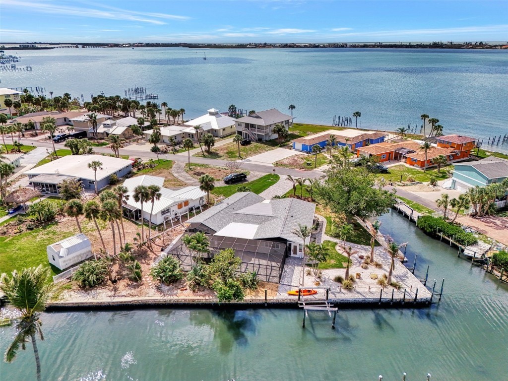 232 Bahia Vista Drive Englewood FL 34223 - BRUCEWOOD BAYOU/LEMON BAY D6144018 image3