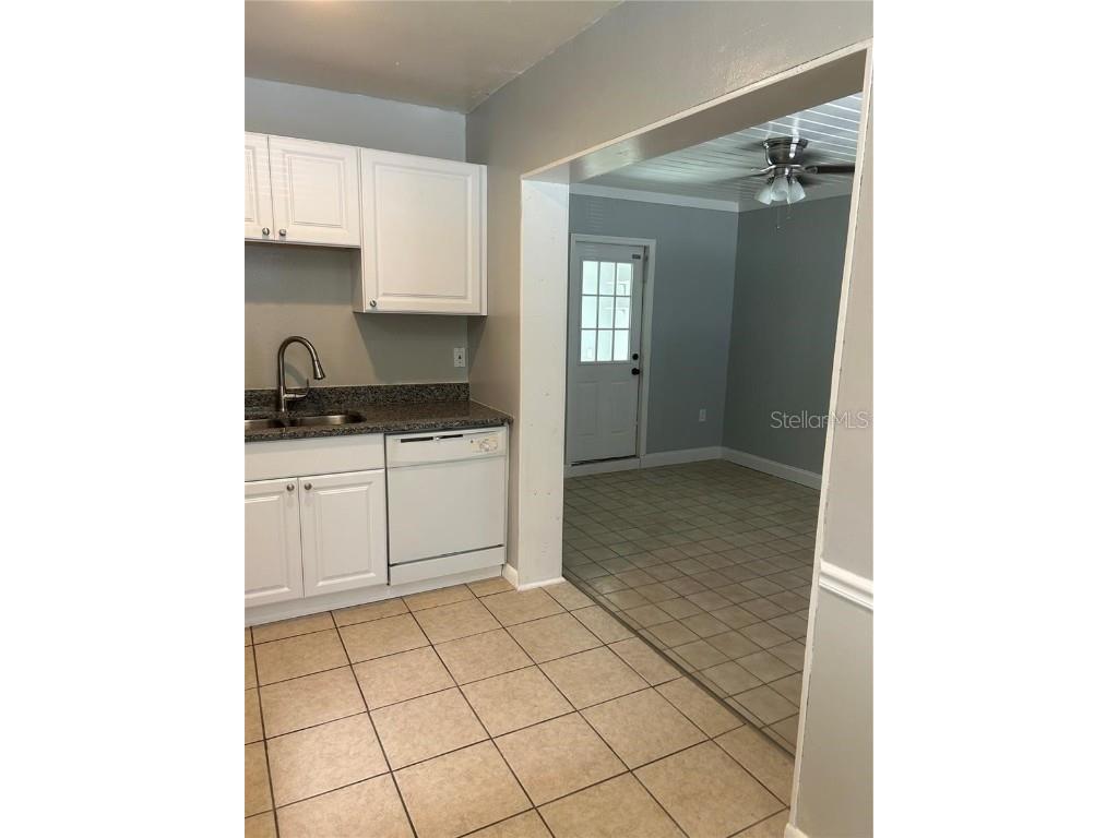 232 Beverly Boulevard Brandon FL 33511 TB8455685 image8