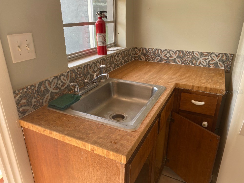 232 Beverly Boulevard #UNIT A Brandon FL 33511 TB8455700 image4