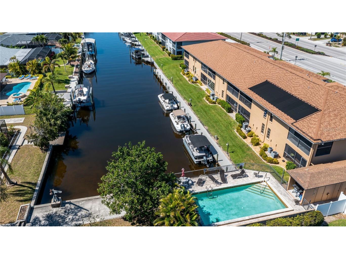 232 Cape Coral Parkway E #105 Cape Coral FL 33904 C7510367 image1