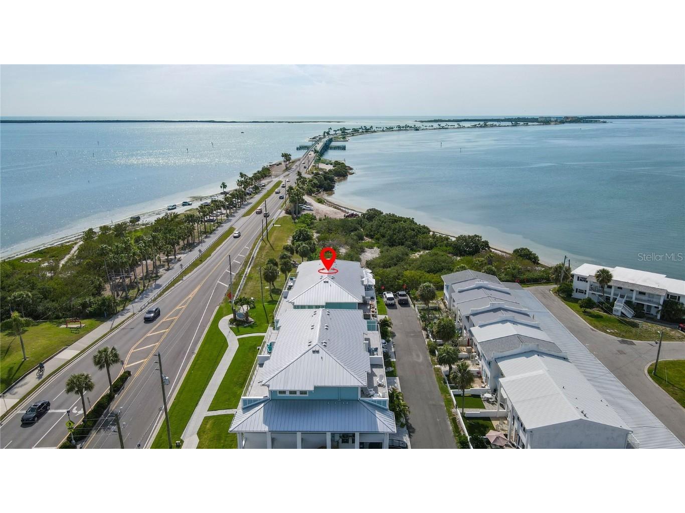 232 Causeway Boulevard Dunedin FL 34698 - GULF OF MEXICO HURRICANE PASS U8240375 image1