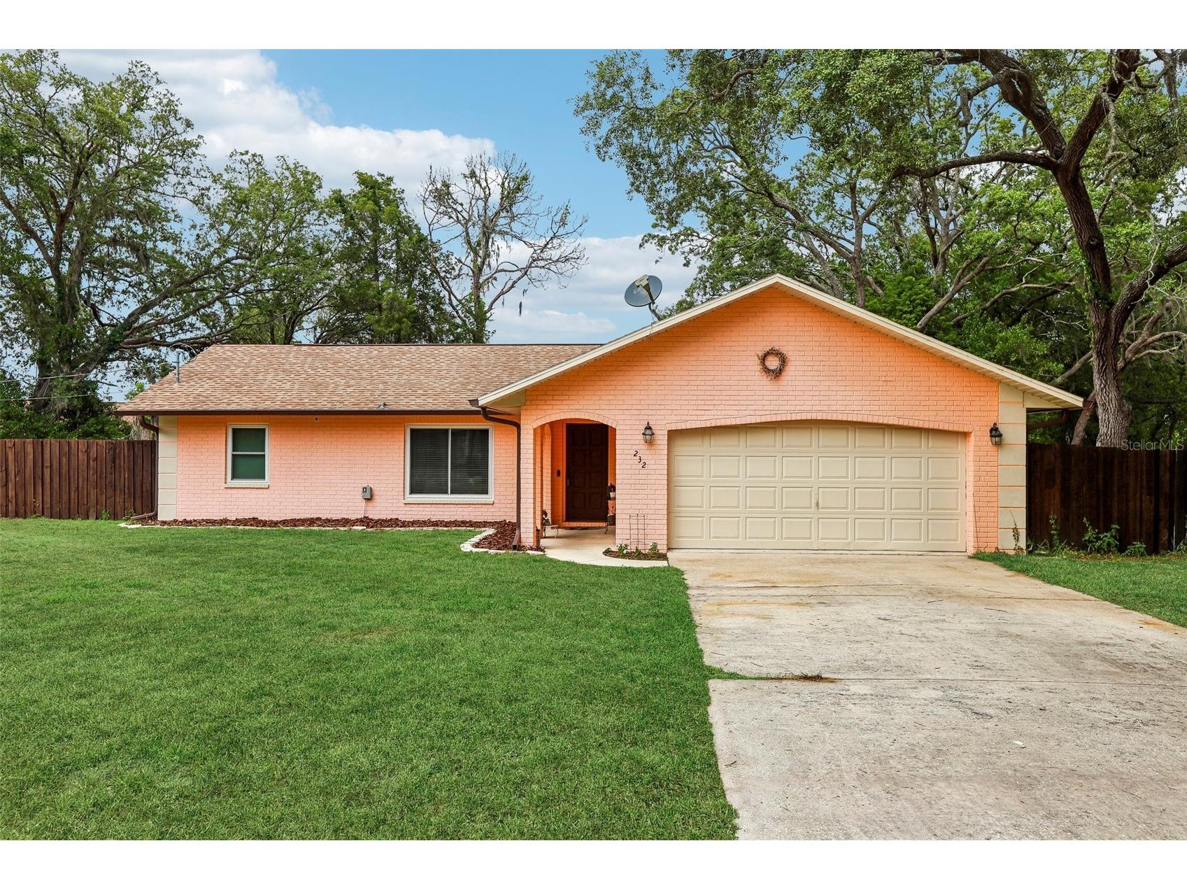 232 Cavalier Avenue Spring Hill FL 34606 W7885768 image1