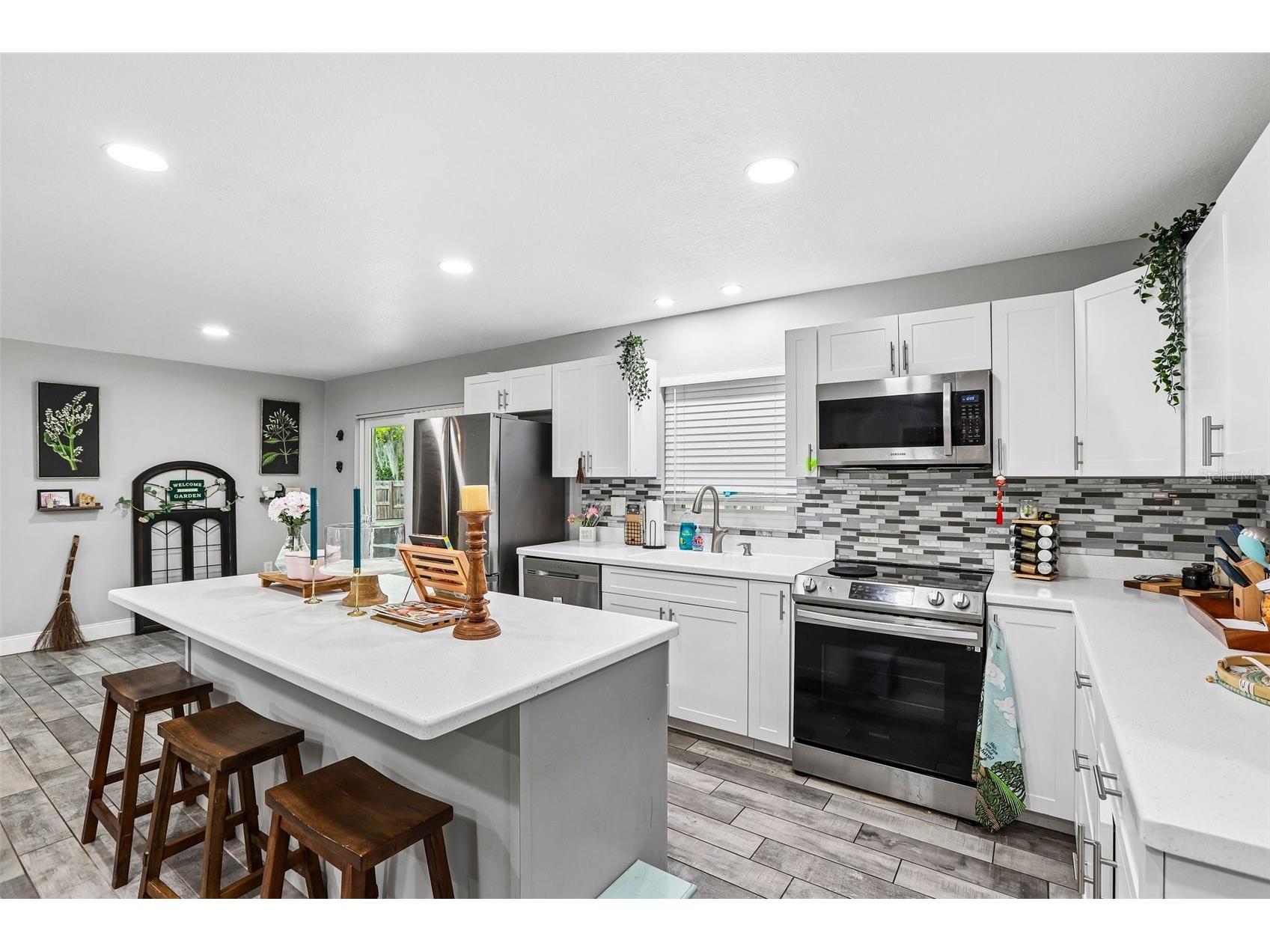 232 Cavalier Avenue Spring Hill FL 34606 W7885768 image12