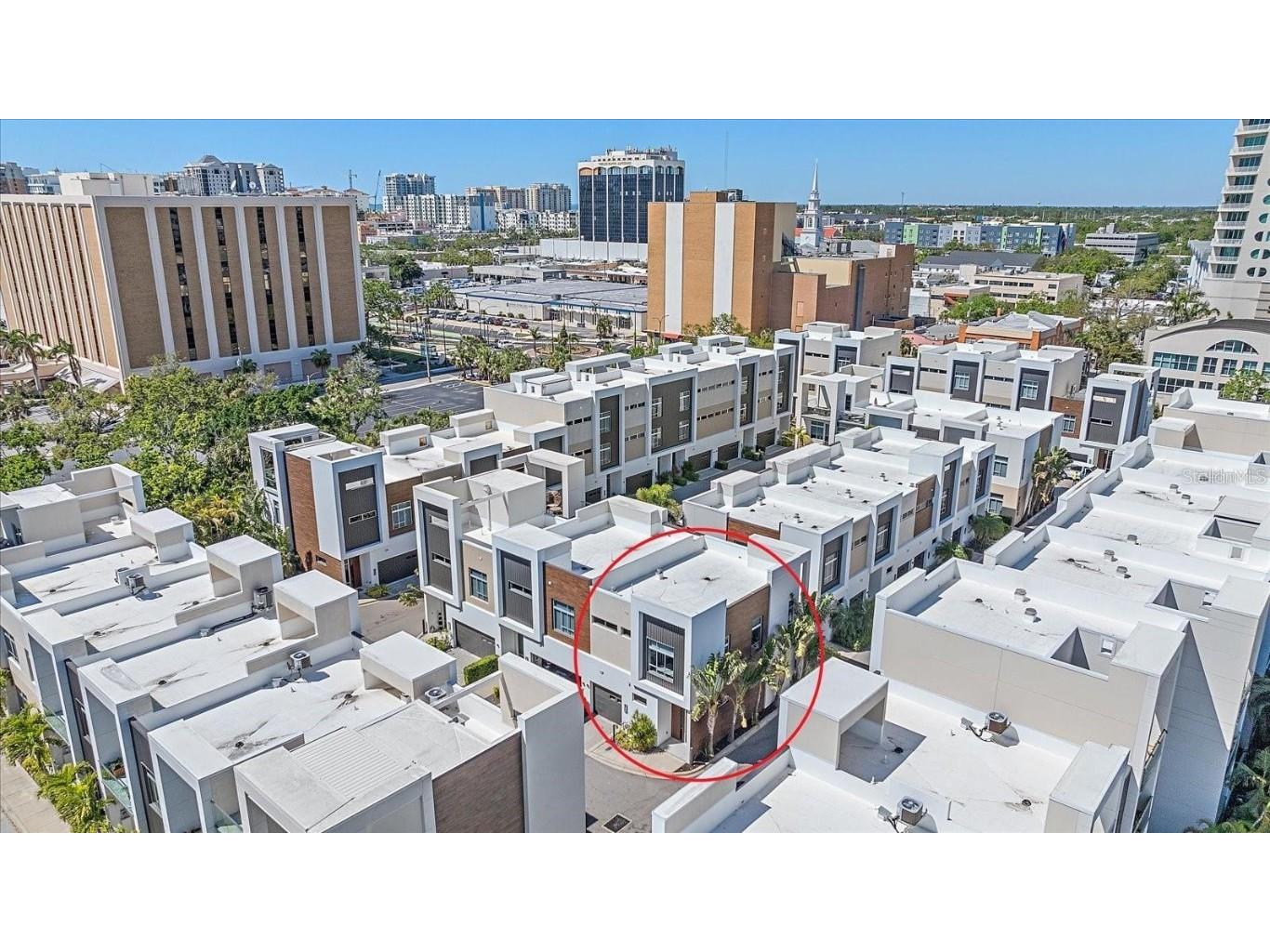 232 Cosmopolitan Court Sarasota FL 34236 A4666894 image1