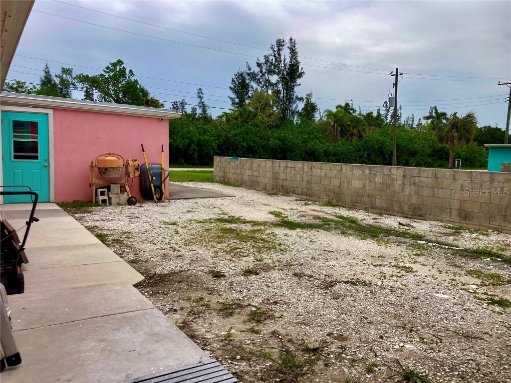 232 Darst Avenue Punta Gorda FL 33950 C7512063 image37