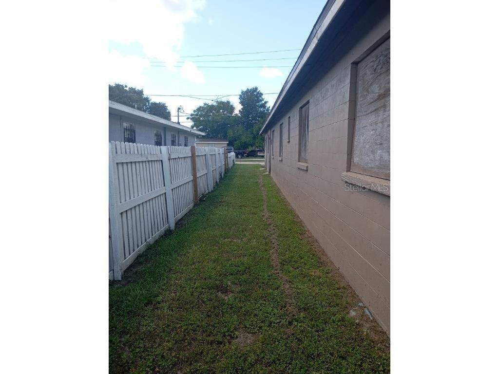 232 E Street Lake Wales FL 33853 W7880019 image5