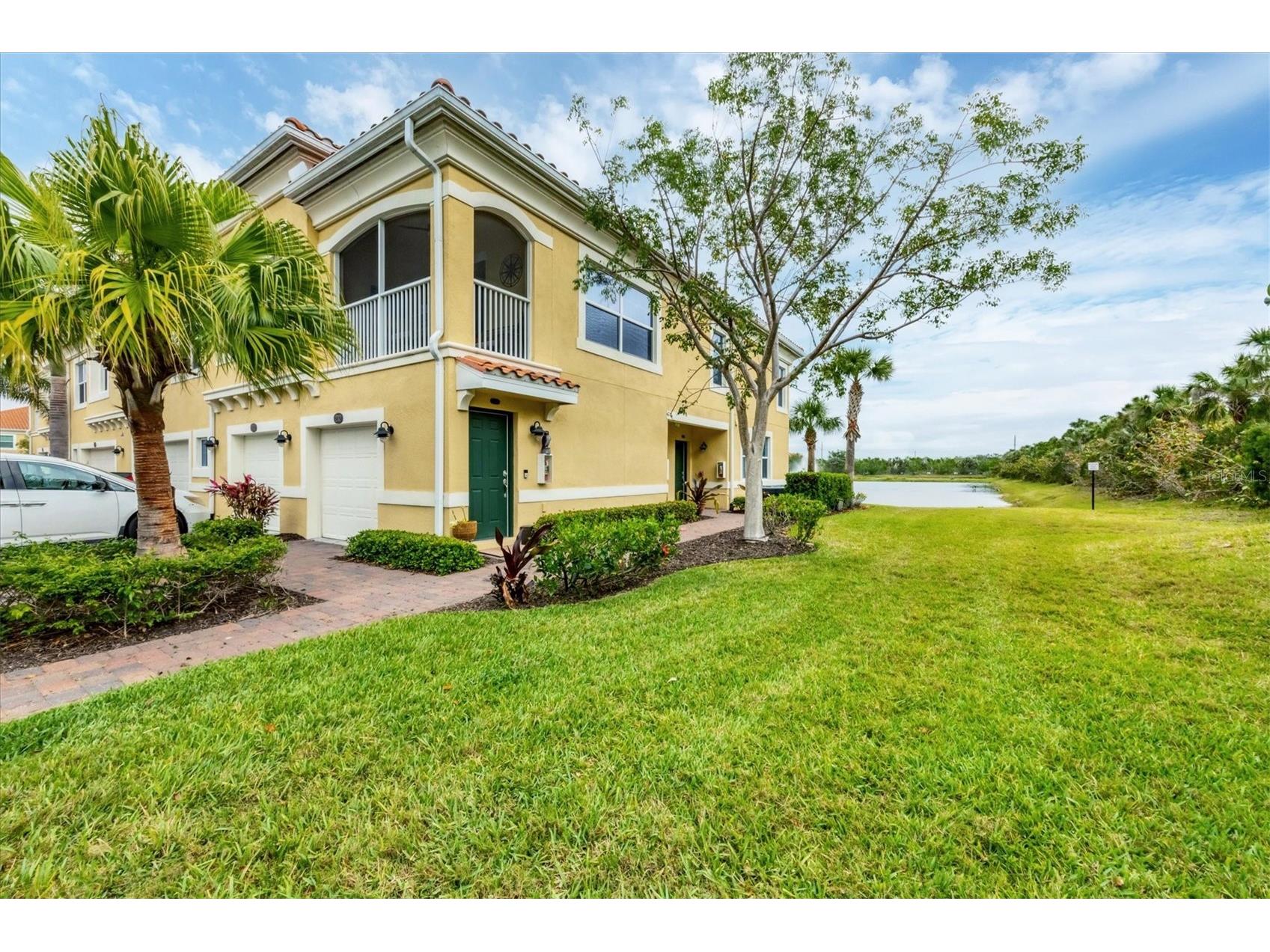 232 Explorer Drive #15 Osprey FL 34229 A4648458 image1