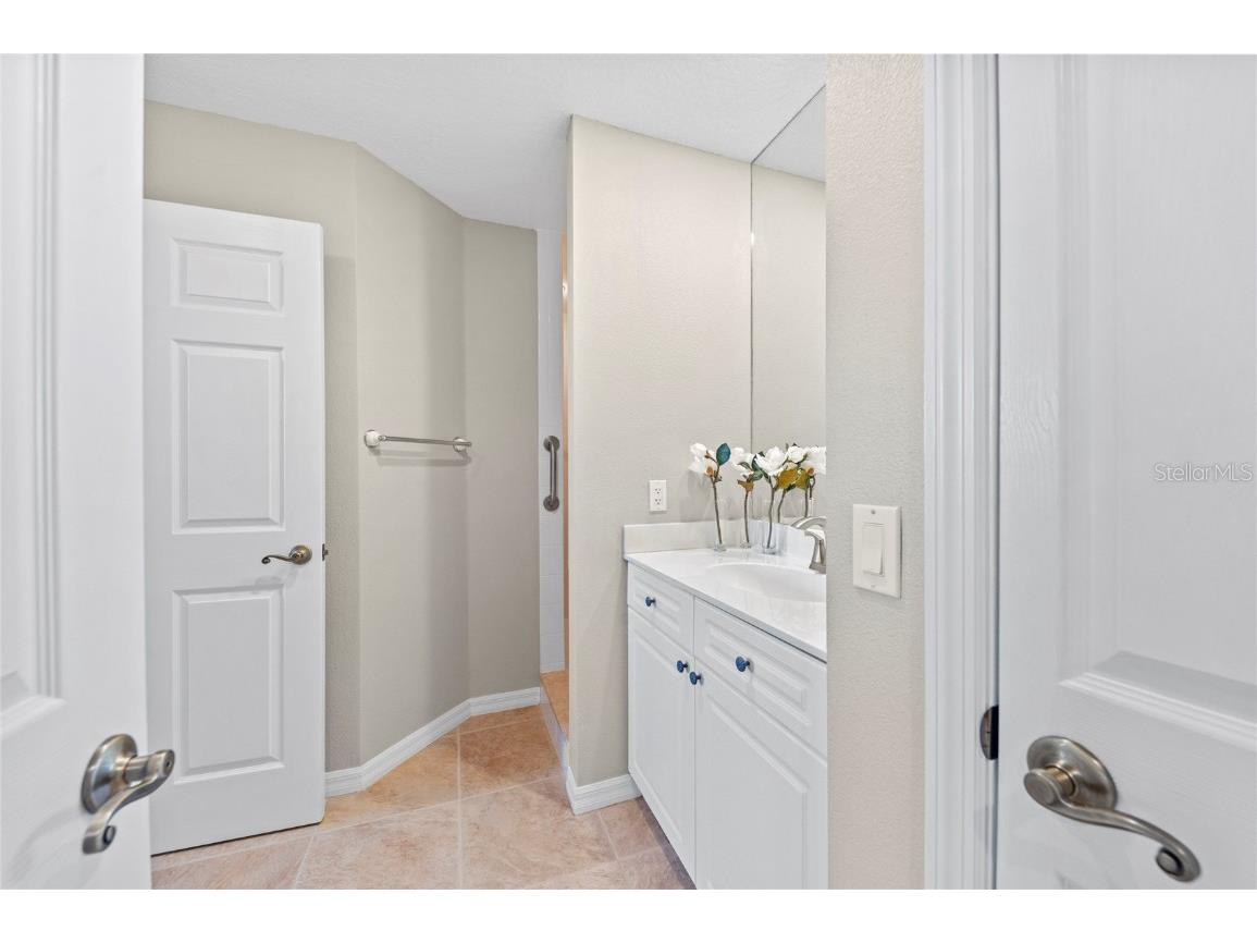 232 Hidden Bay Drive #504 Osprey FL 34229 - LITTLE SARASOTA BAY A4673960 image32