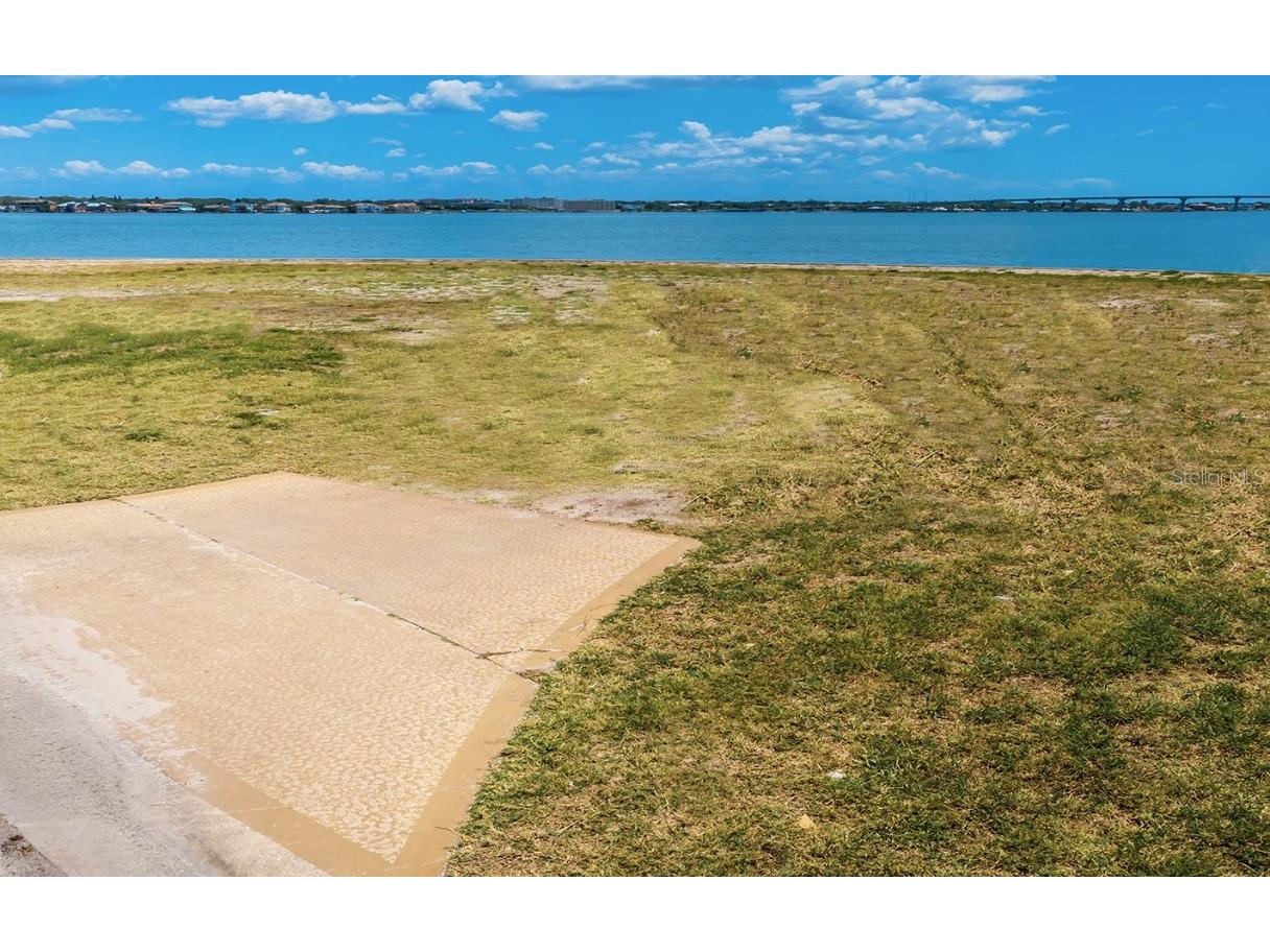 232 Howard Drive Belleair Beach FL 33786 - CLEARWATER HARBOR U8246303 image2