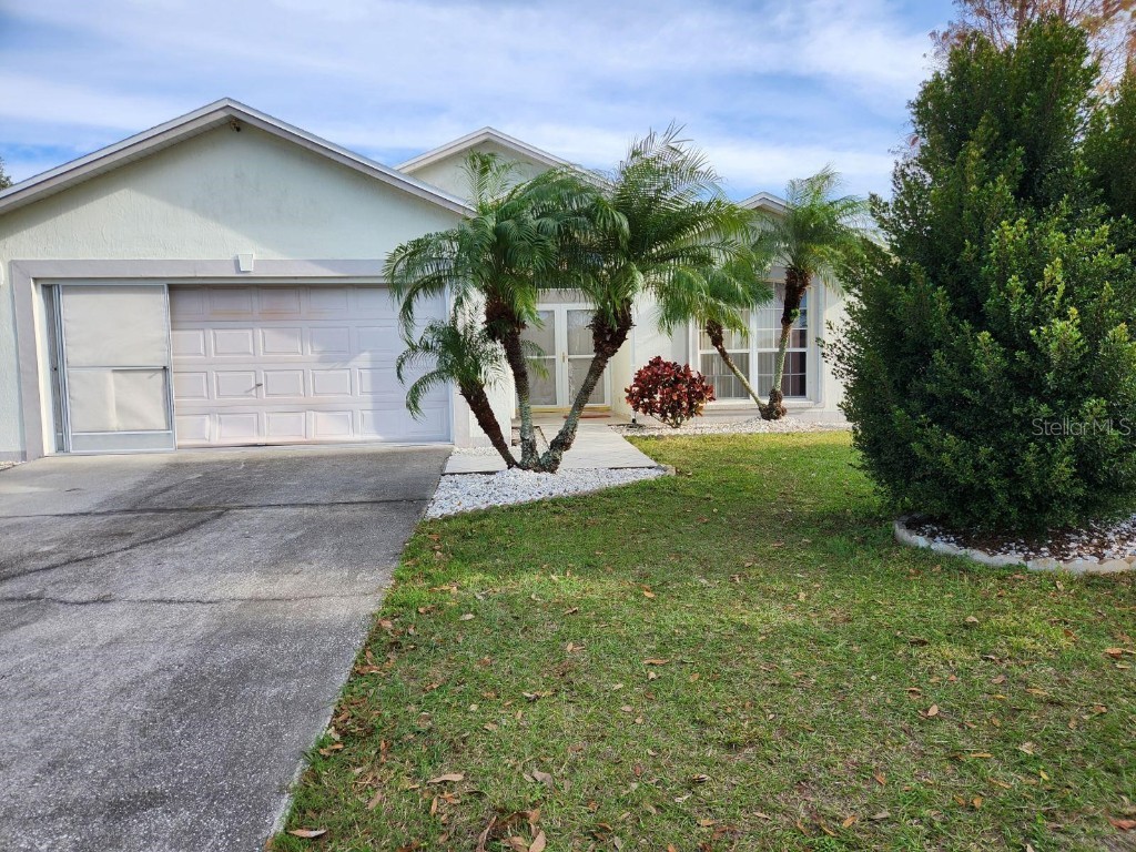 232 Kings Pond Avenue Winter Haven FL 33880 S5098585 image1