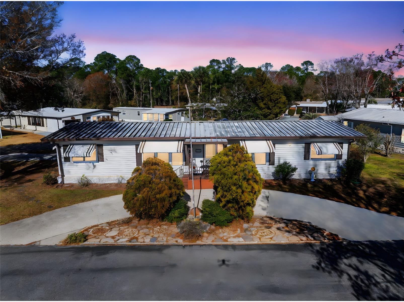 232 Meadow Lark Drive Osteen FL 32764 V4947293 image1