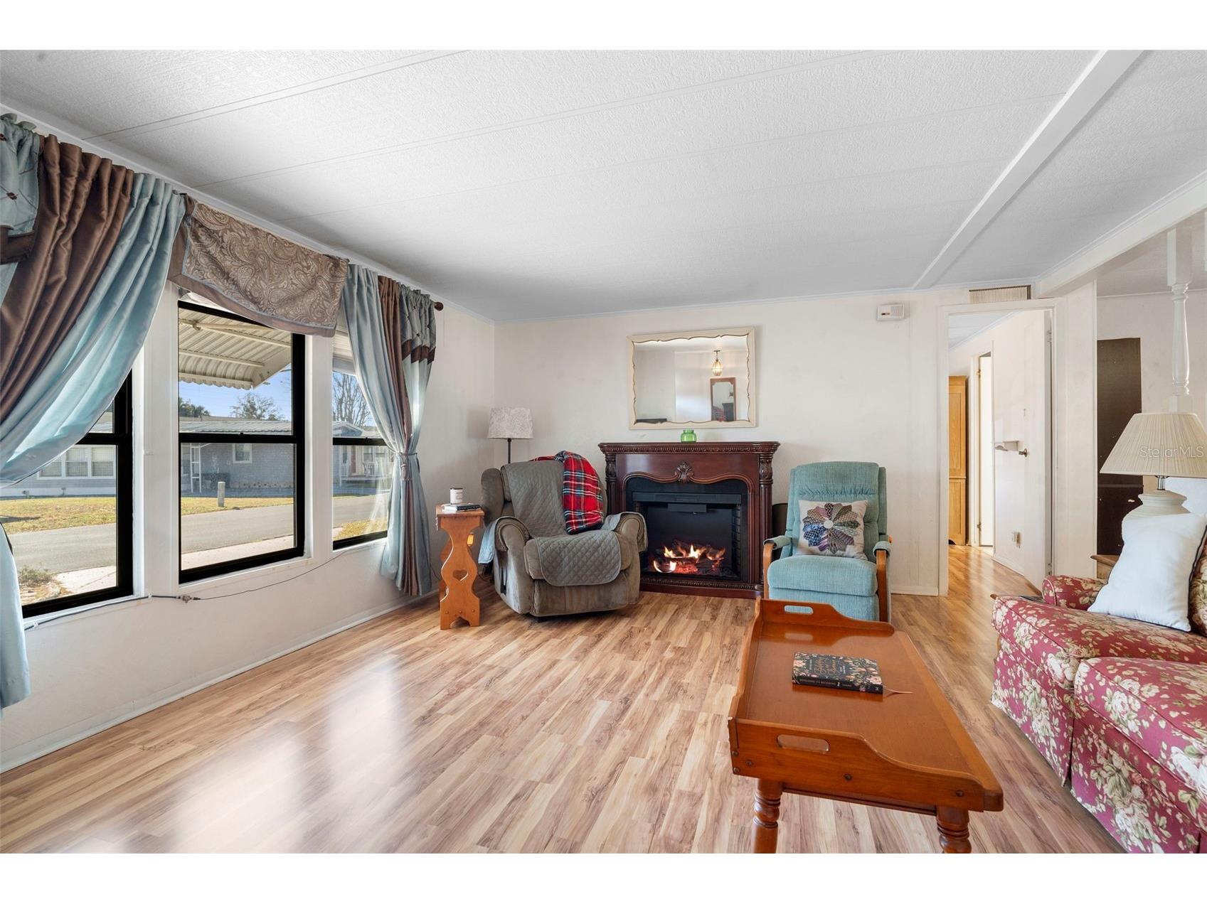 232 Meadow Lark Drive Osteen FL 32764 V4947293 image10