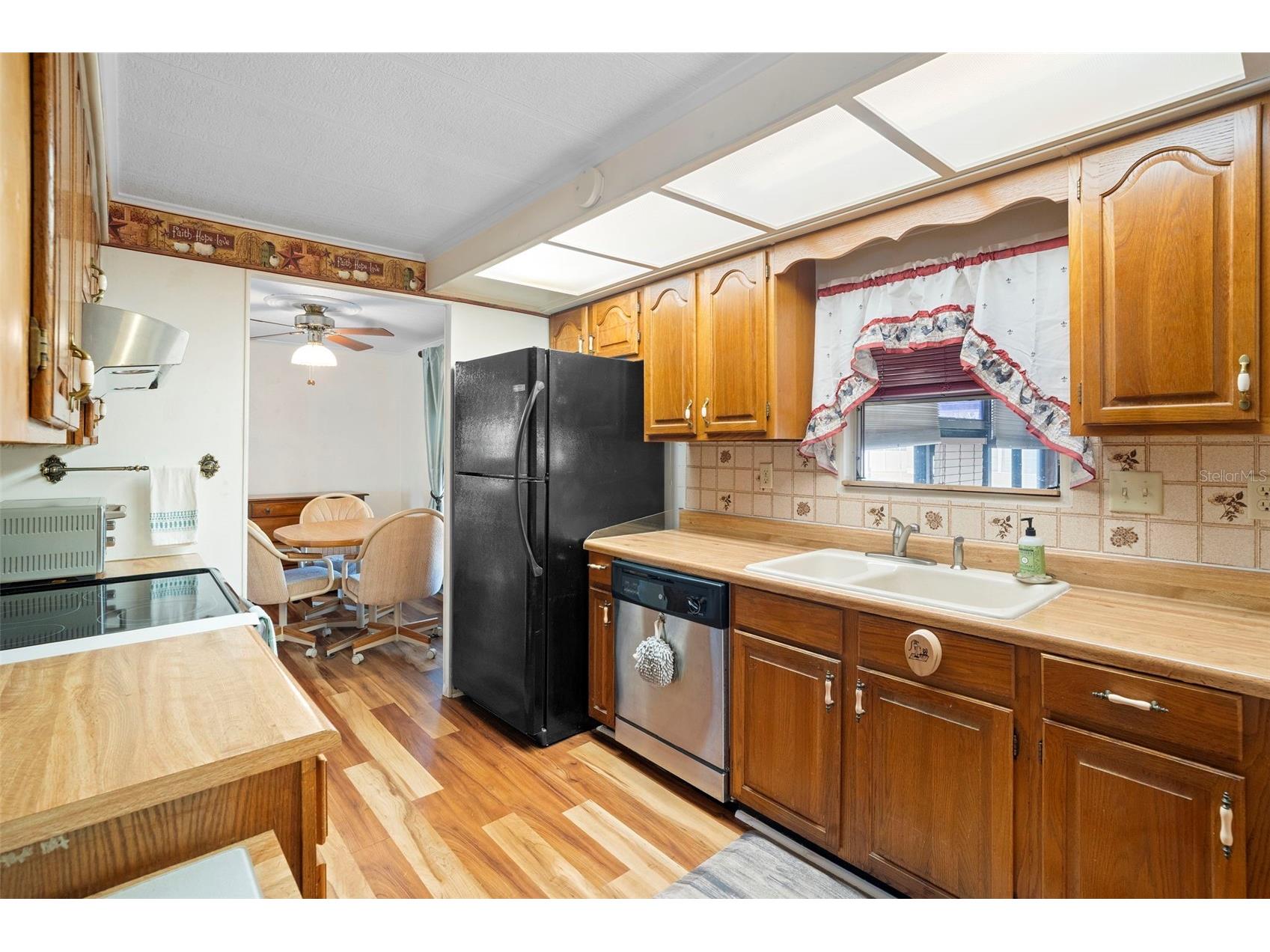 232 Meadow Lark Drive Osteen FL 32764 V4947293 image5