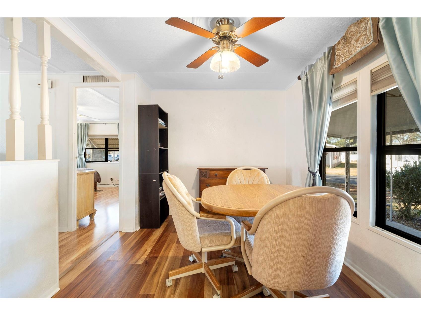 232 Meadow Lark Drive Osteen FL 32764 V4947293 image8