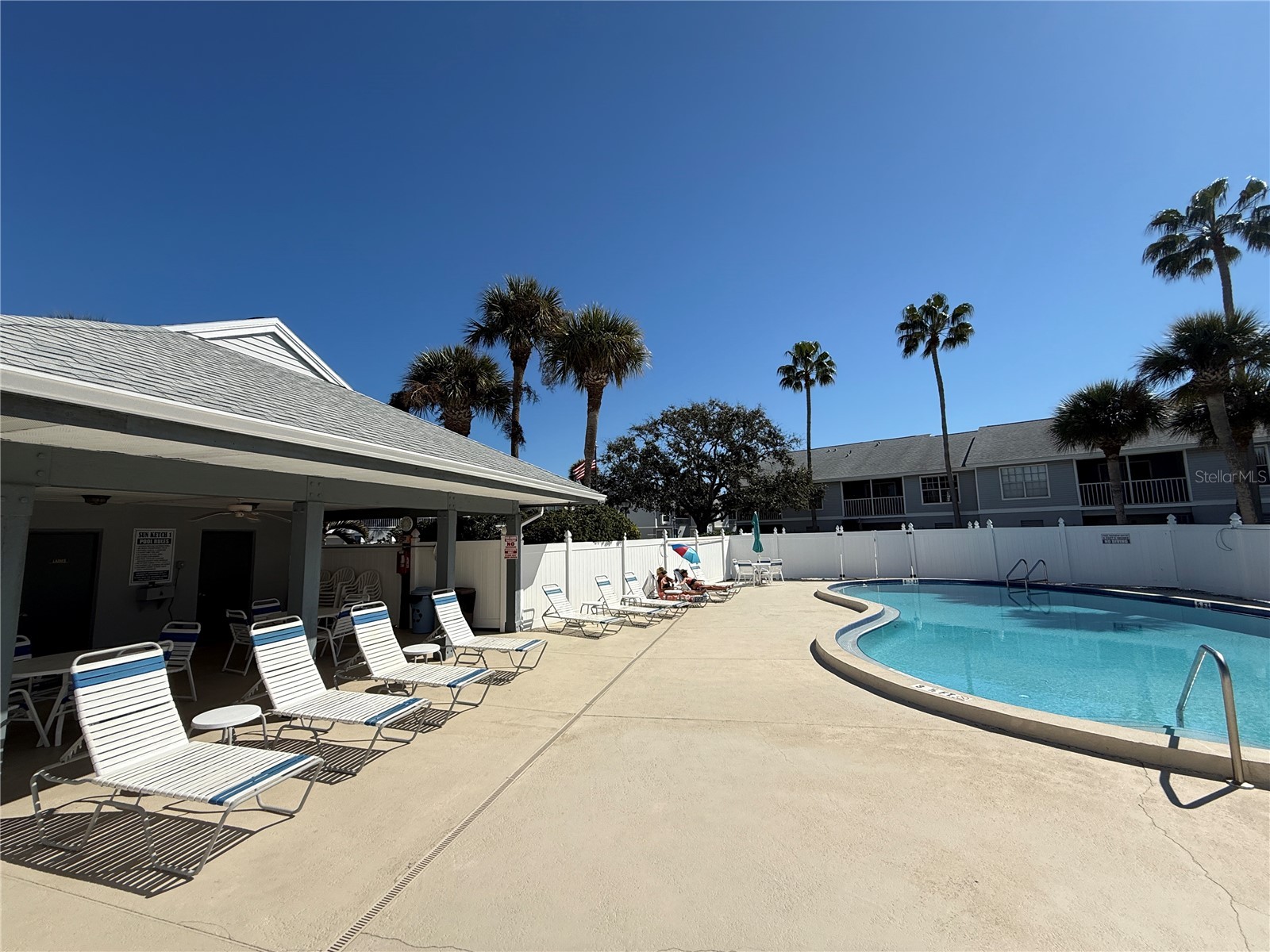 232 Nautilus Way #11 Saint Petersburg FL 33706 TB8473747 image32