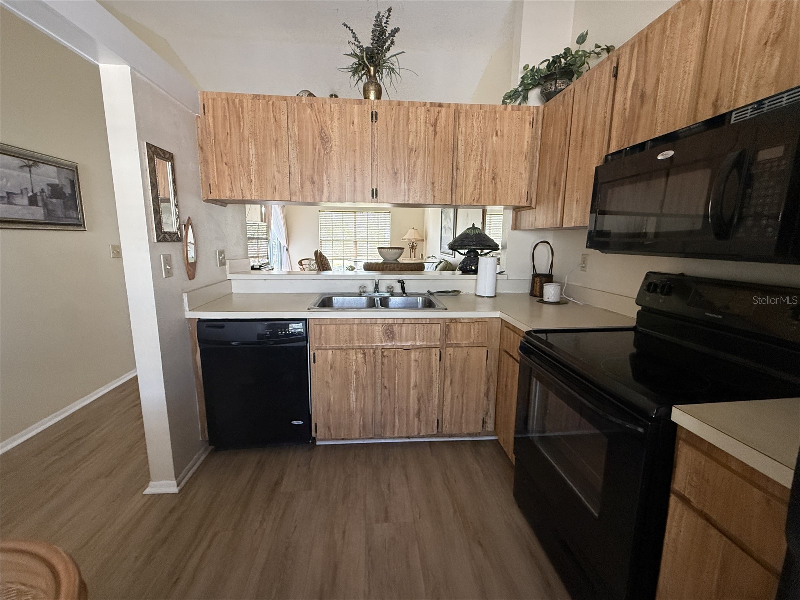 232 Nautilus Way #11 Saint Petersburg FL 33706 TB8473747 image9