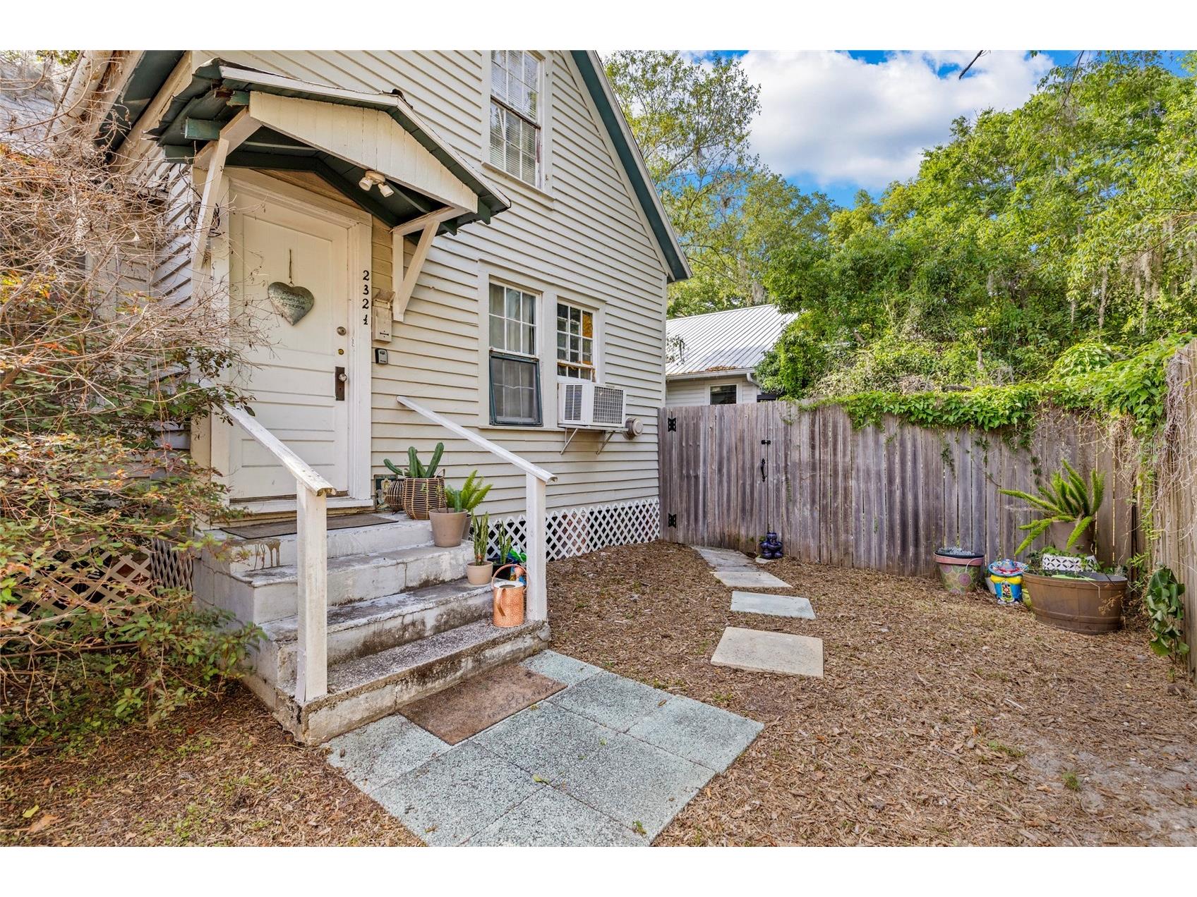 232 NW 4th Avenue Gainesville FL 32601 GC537249 image19