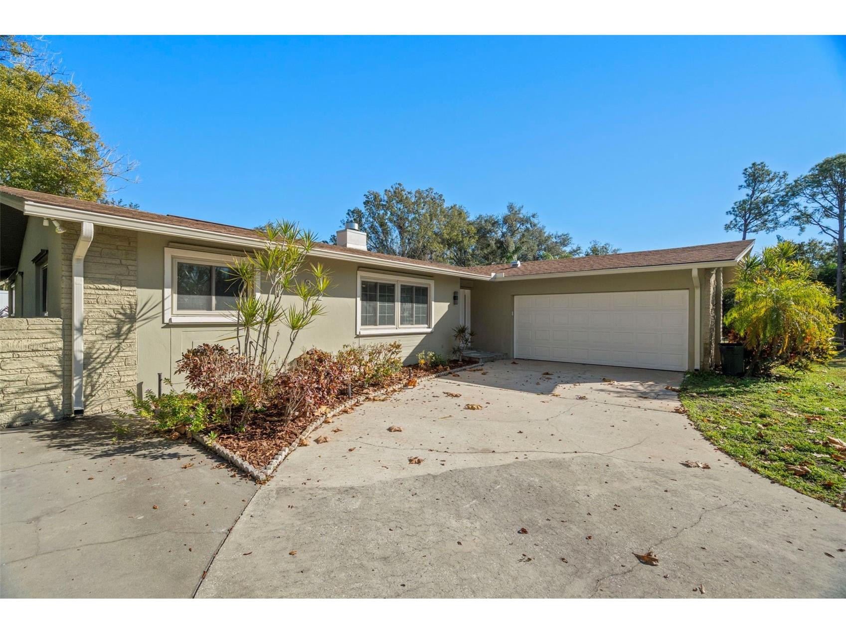232 Pinecrest Drive Palm Harbor FL 34683 TB8474296 image1