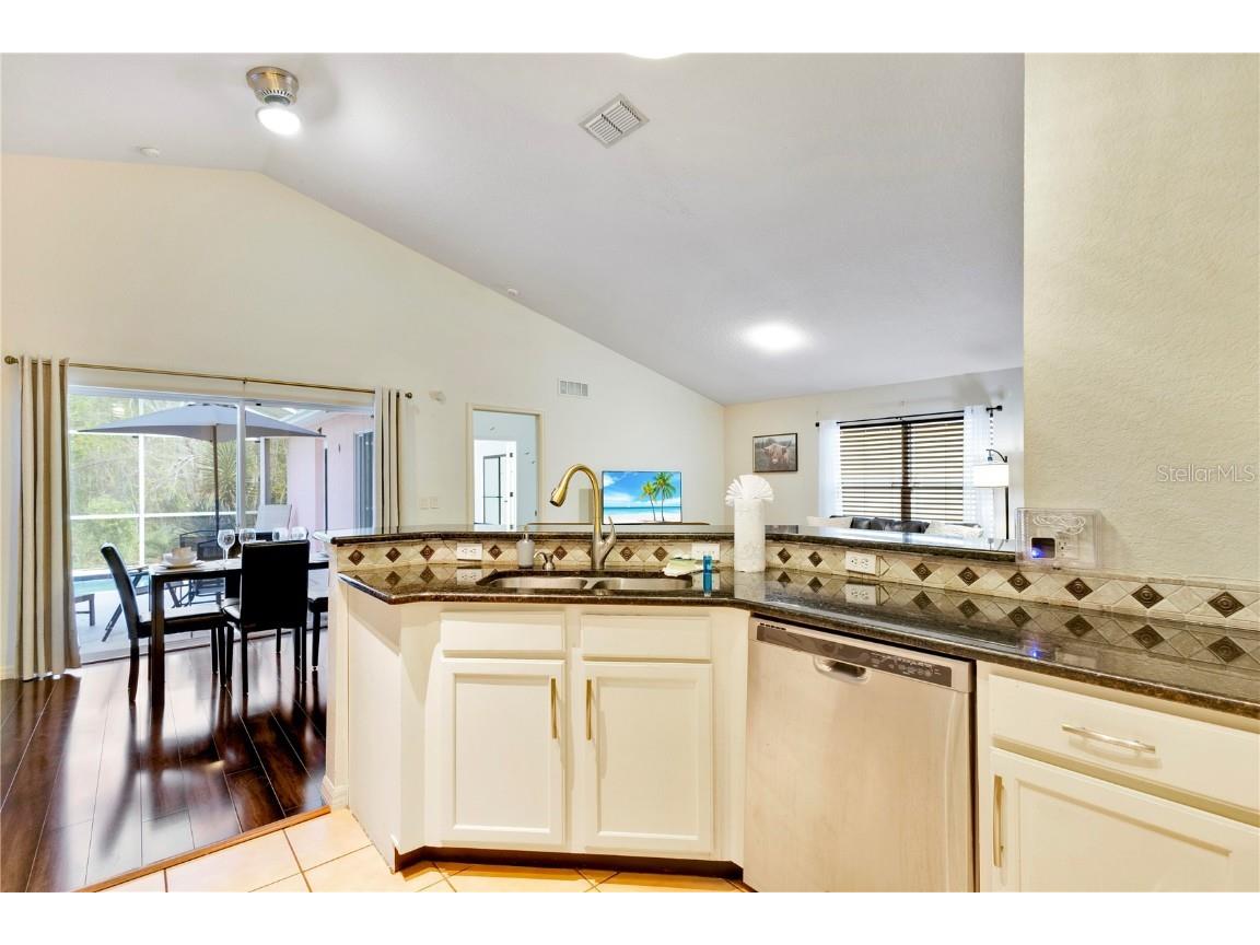 232 Reserve Drive Davenport FL 33896 O6322505 image14