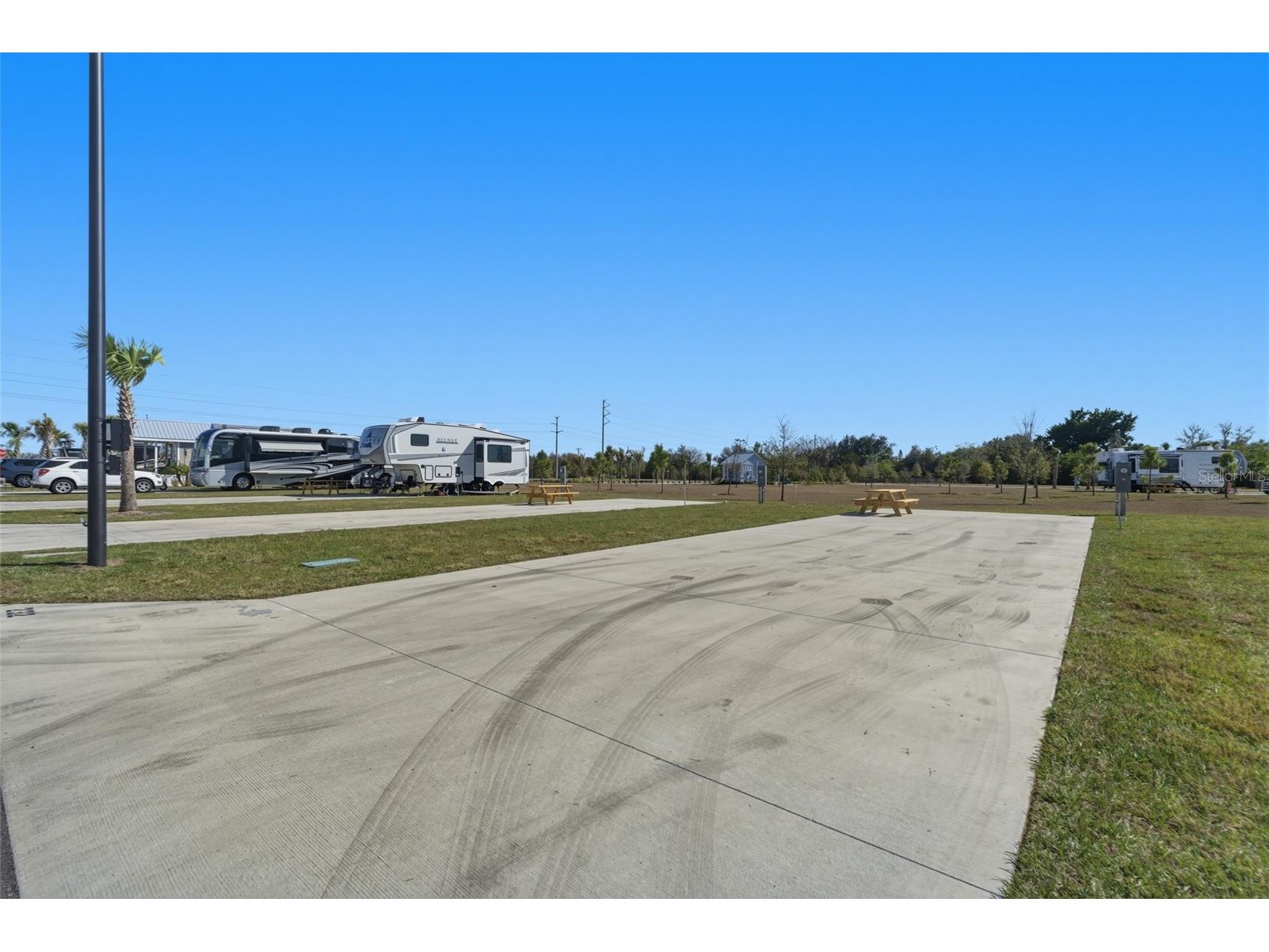 232 Riverclub Court Punta Gorda FL 33982 C7522151 image3