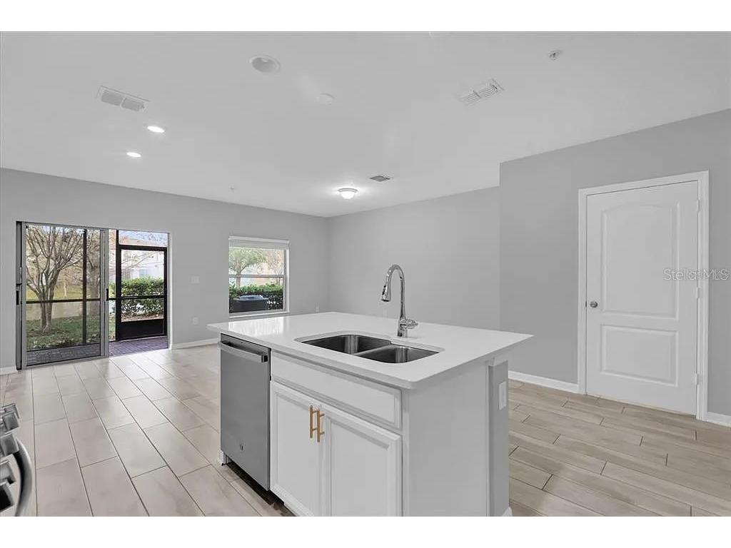 232 Rustic Loop Sanford FL 32771 O6350826 image4