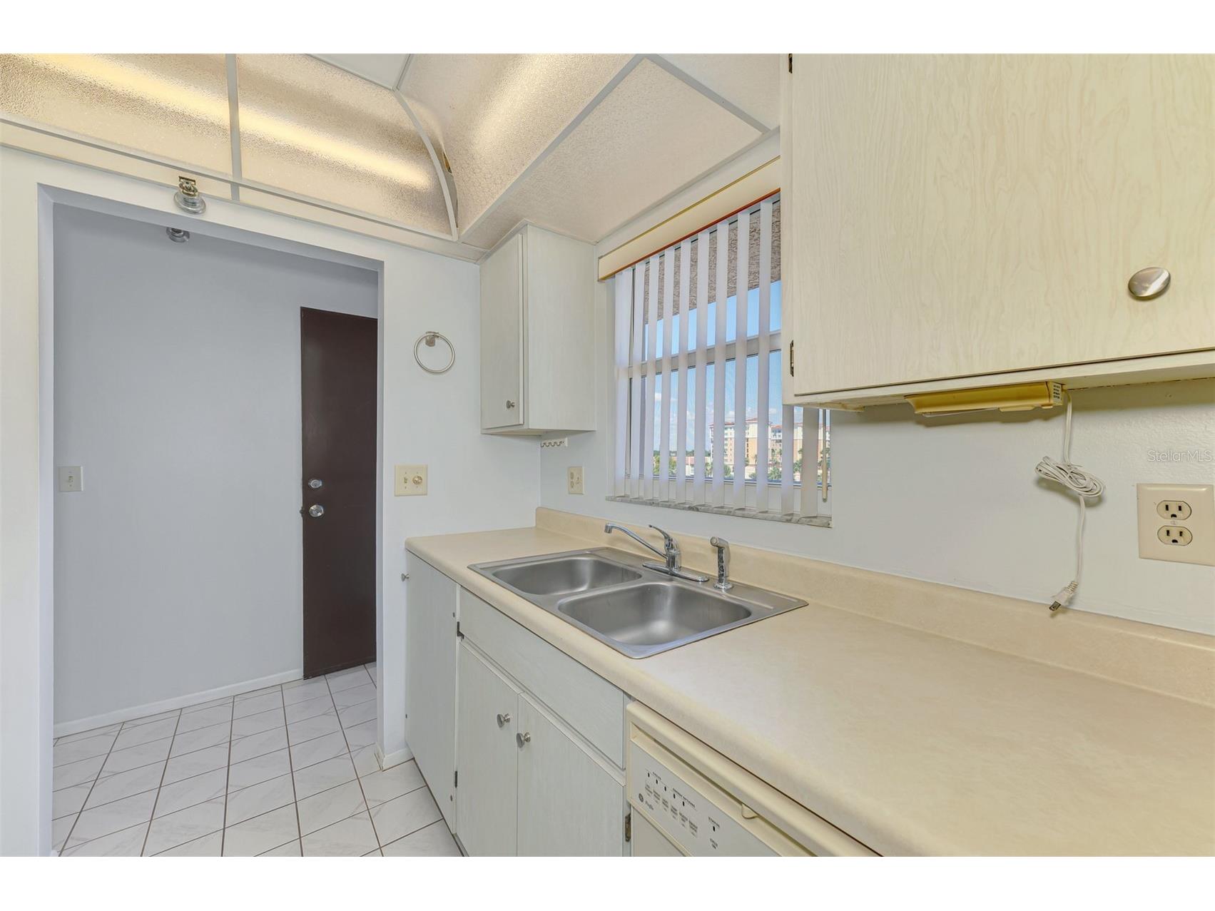 232 Saint Augustine Avenue #505 Venice FL 34285 N6142174 image11