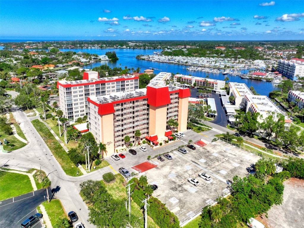 232 Saint Augustine Avenue #701 Venice FL 34285 N6139062 image1