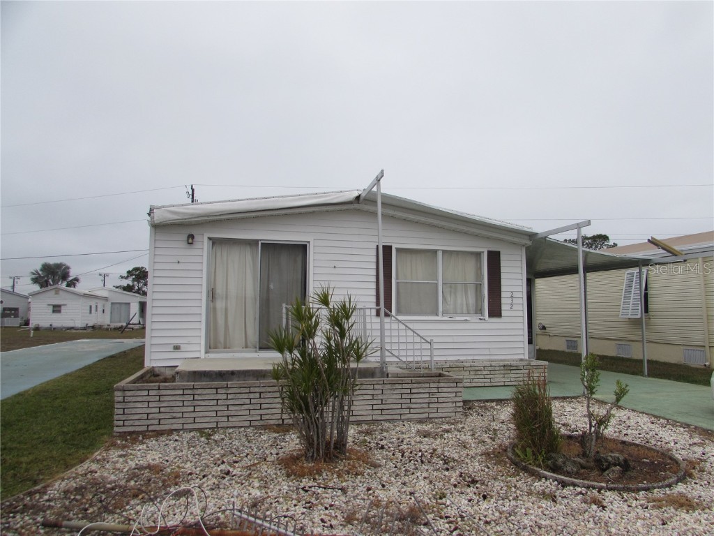 232 Trailorama Drive North Port FL 34287 A4637570 image1