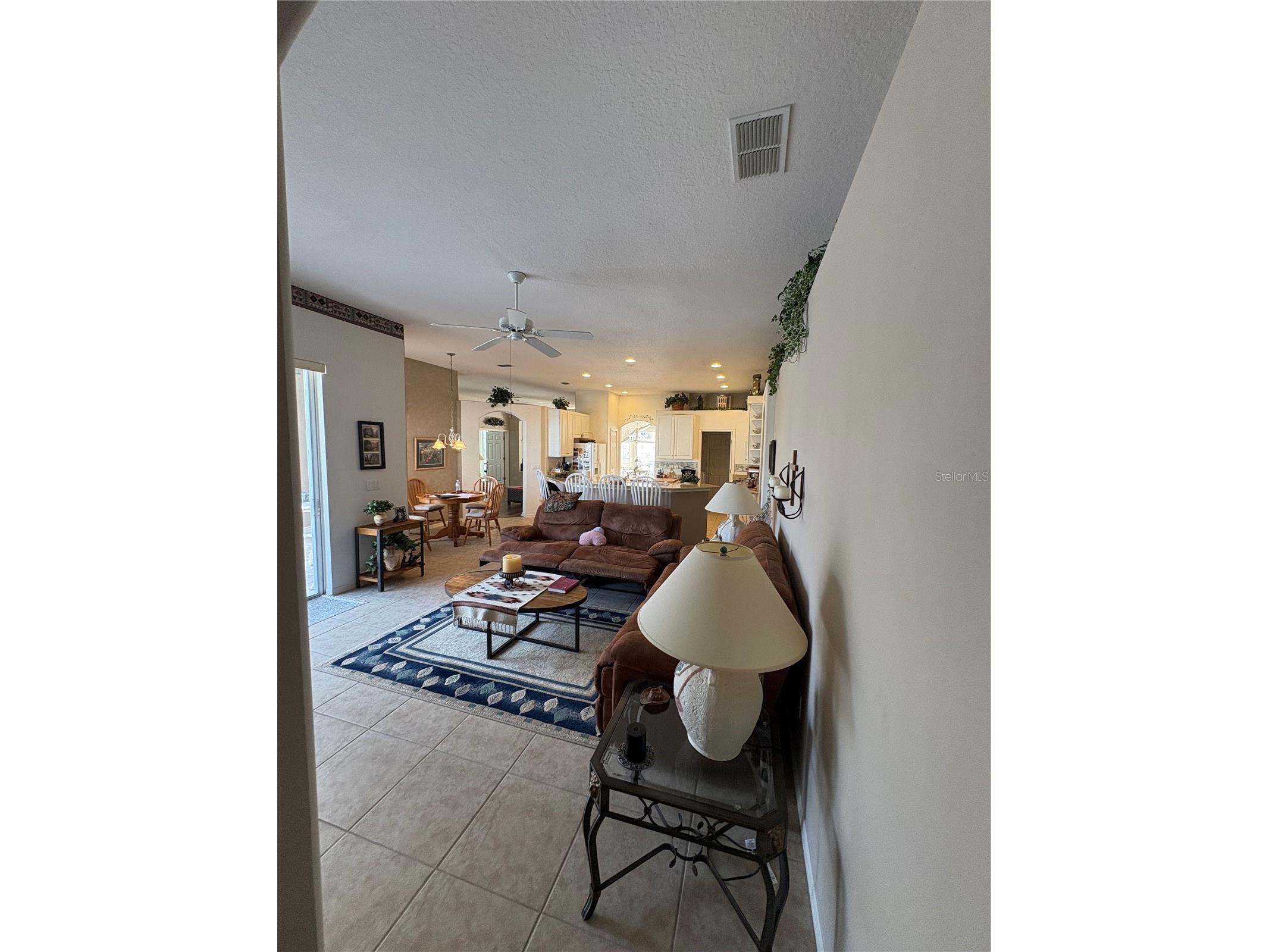 232 Via Mariel East Drive Davenport FL 33896 G5106499 image2