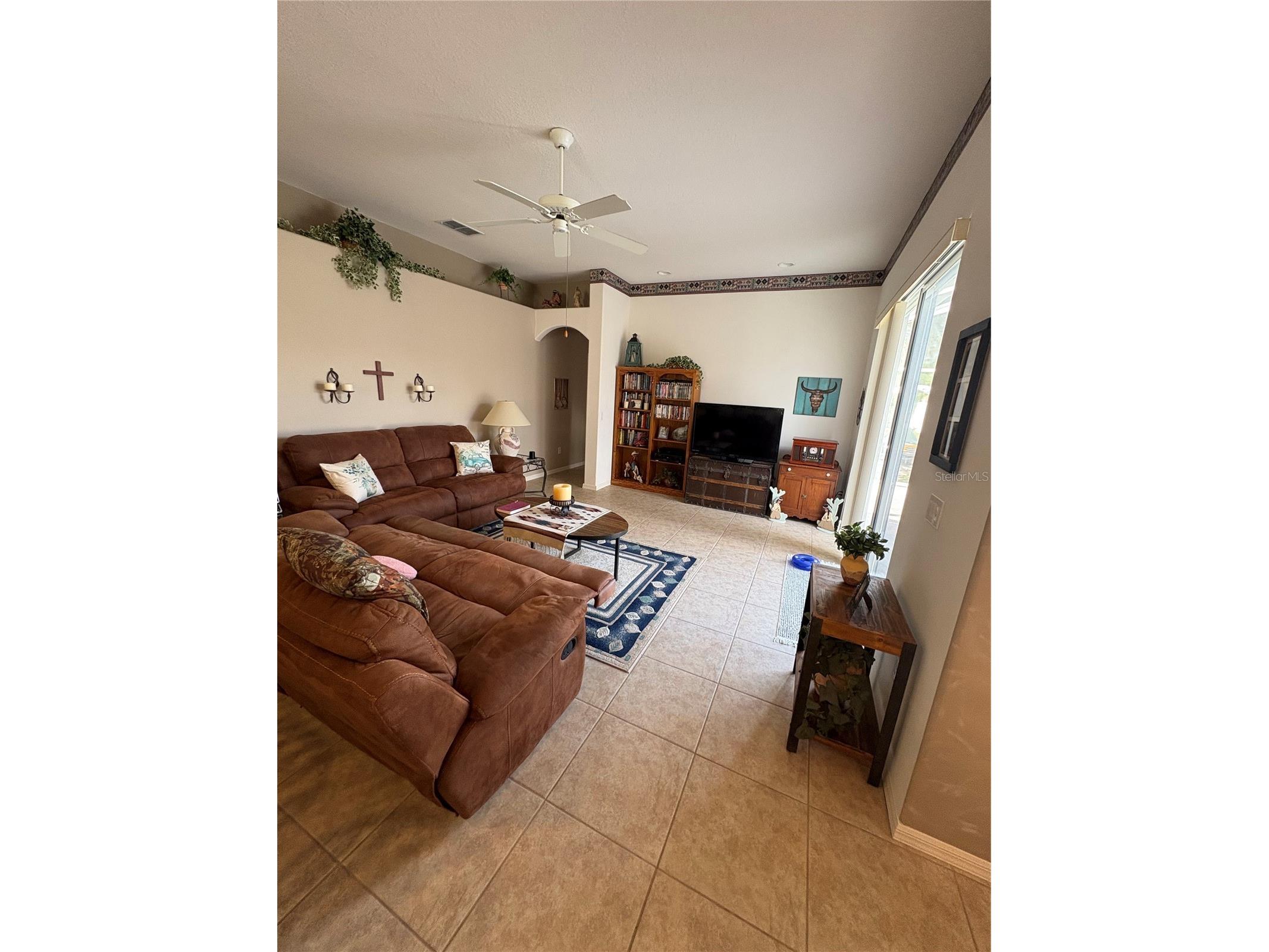 232 Via Mariel East Drive Davenport FL 33896 G5106499 image3