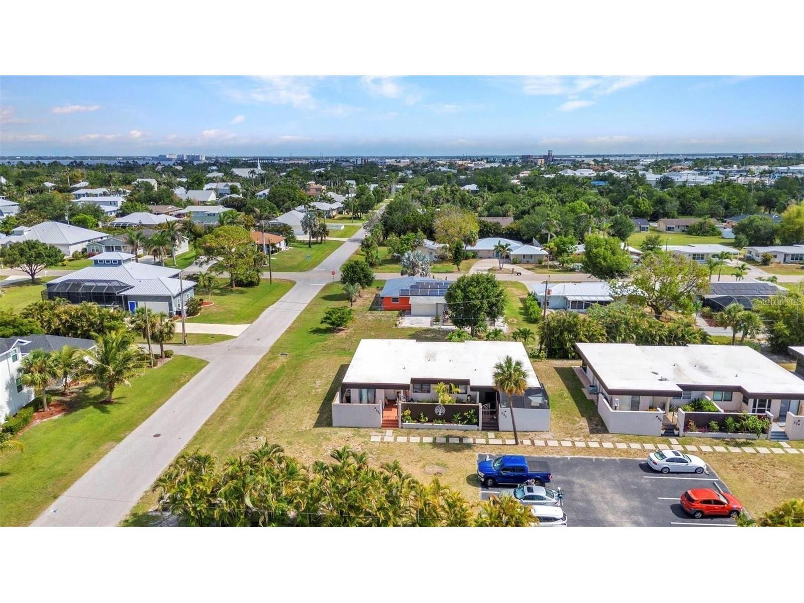 232 W Henry Street Punta Gorda FL 33950 C7522021 image1