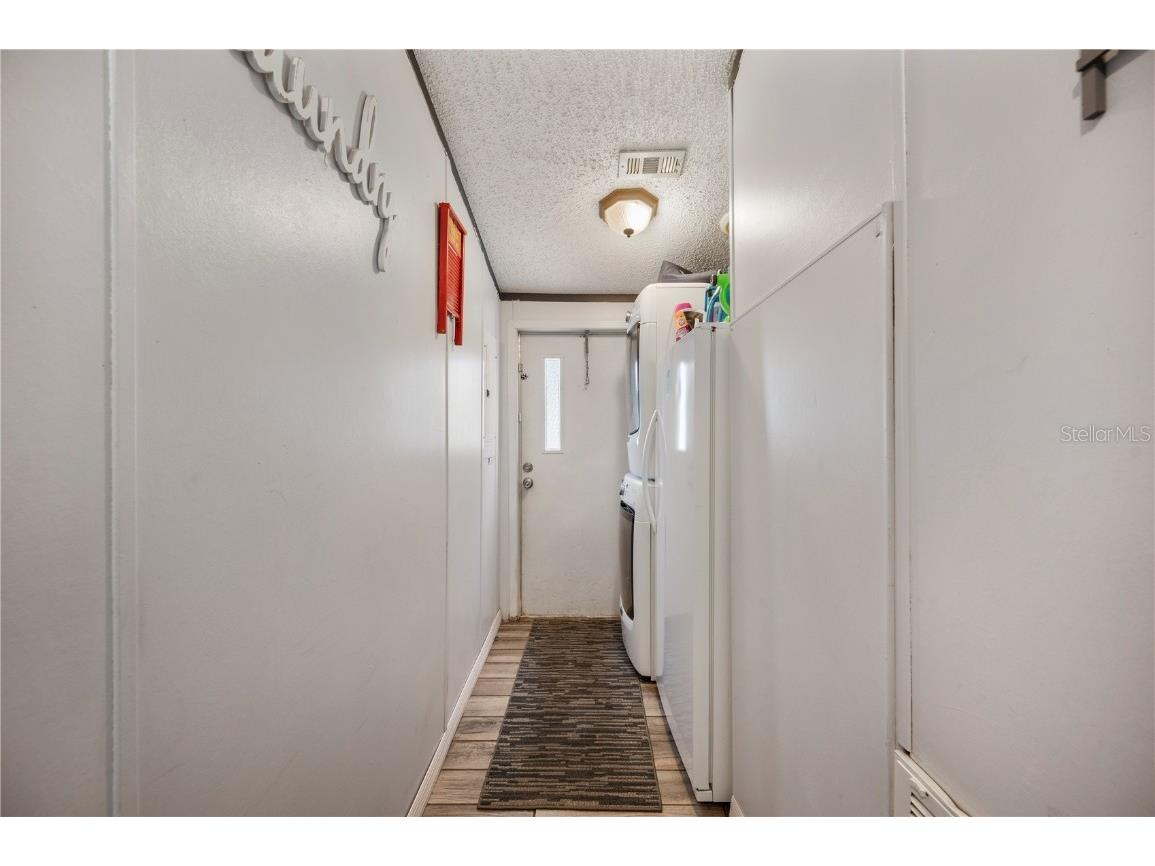 232 W Temple Circle Winter Haven FL 33880 L4957991 image21