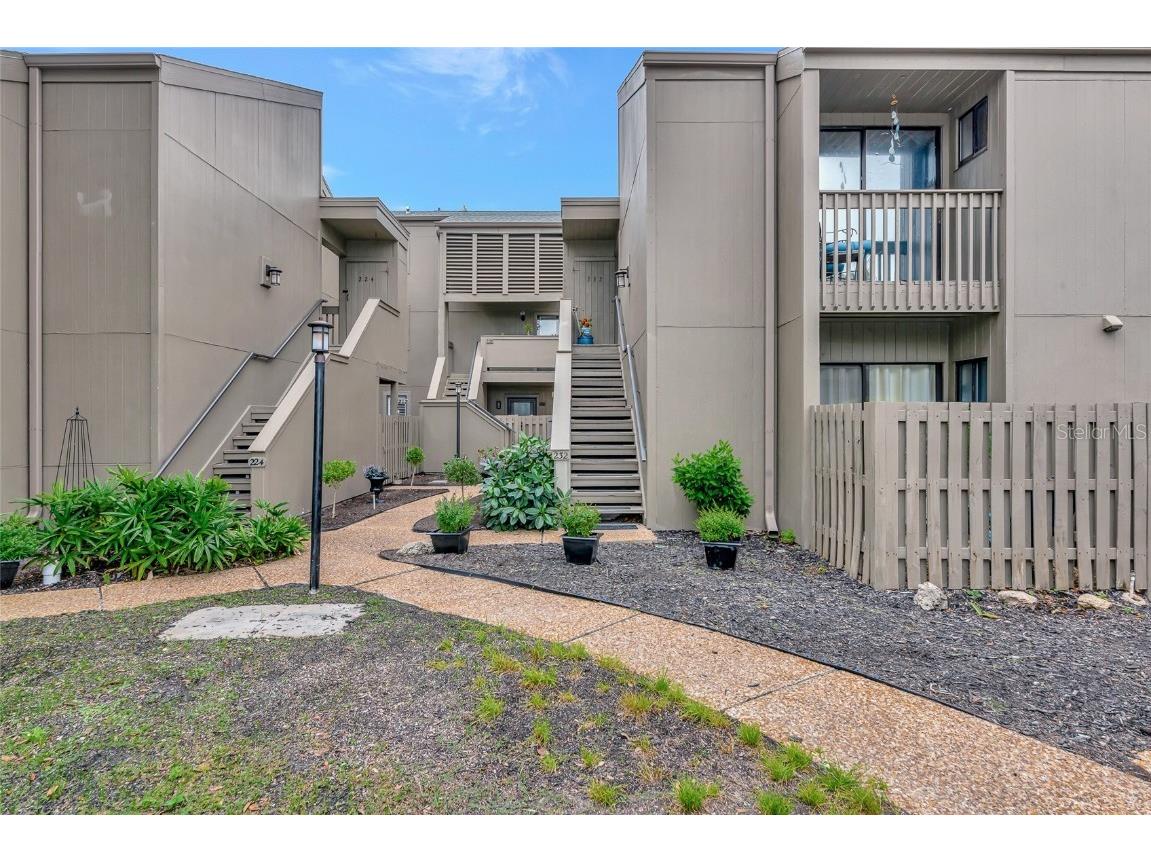 232 Woodland Drive #232 Osprey FL 34229 A4671600 image1