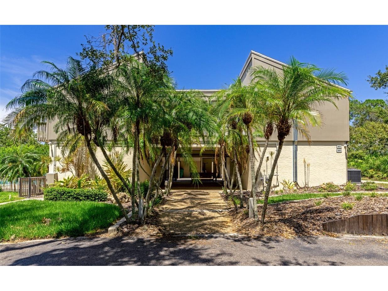 232 Woodland Drive #232 Osprey FL 34229 A4671600 image40