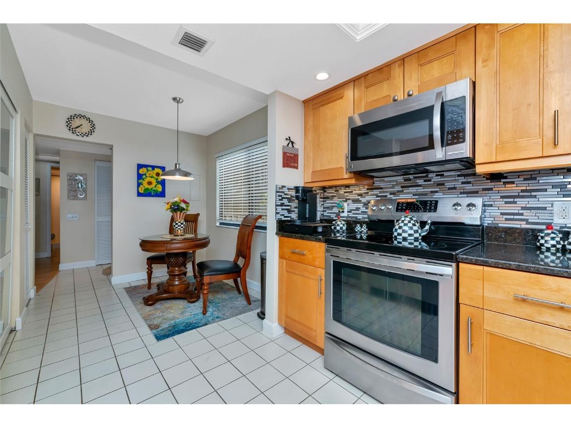 232 Woodland Drive #232 Osprey FL 34229 A4671600 image6