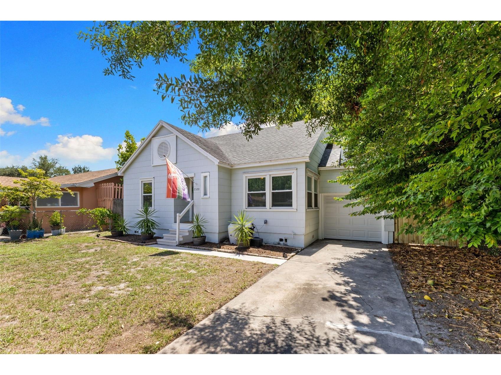 2320 16th Street N Saint Petersburg FL 33704 TB8526278 image1