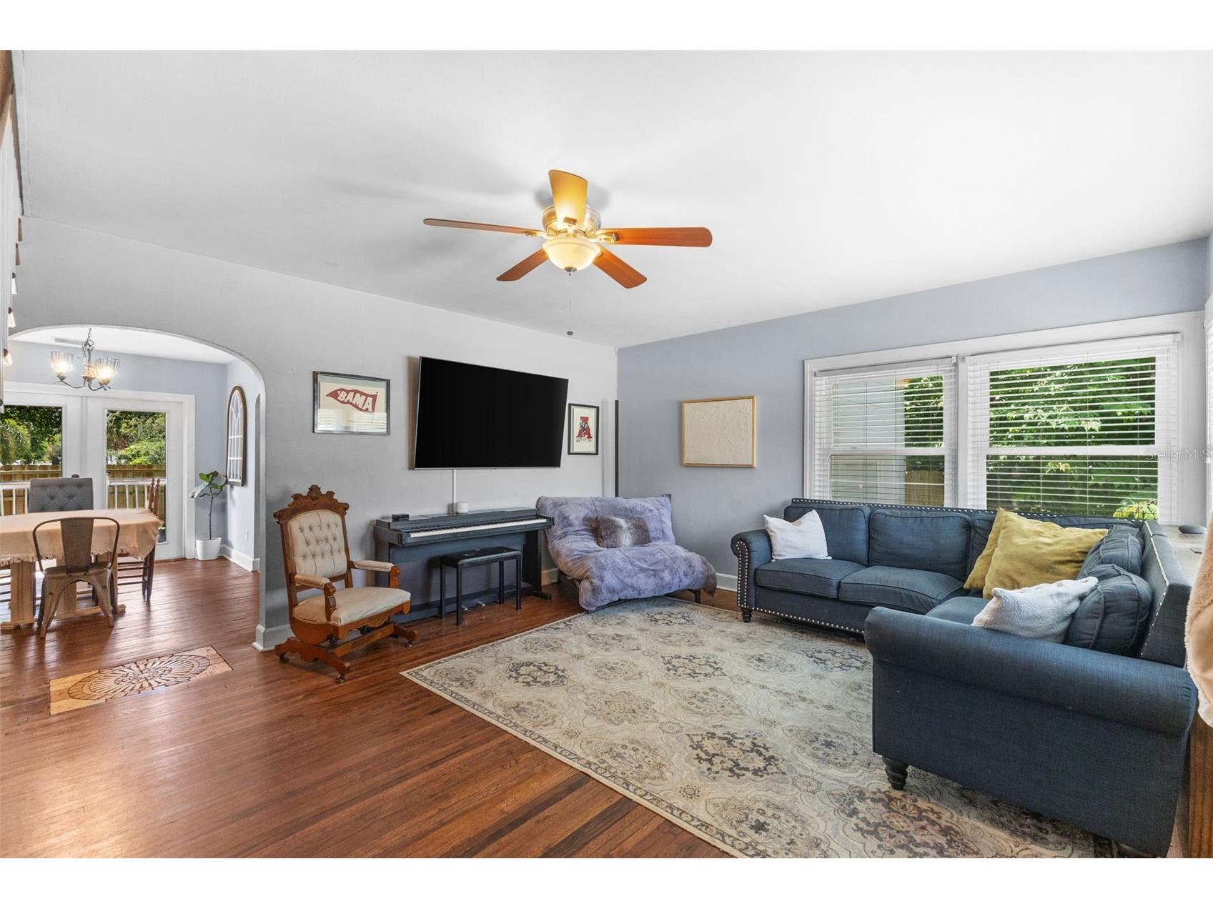 2320 16th Street N Saint Petersburg FL 33704 TB8526278 image2