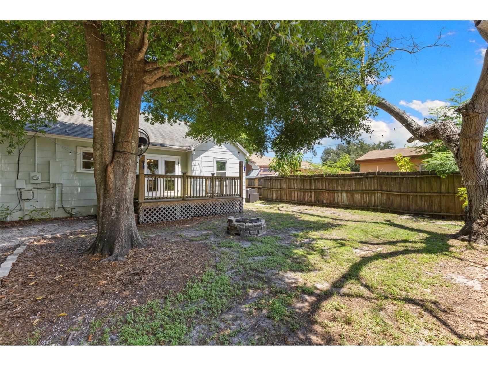 2320 16th Street N Saint Petersburg FL 33704 TB8526278 image29