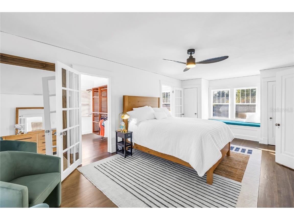 2320 5th Street N Saint Petersburg FL 33704 TB8454327 image21