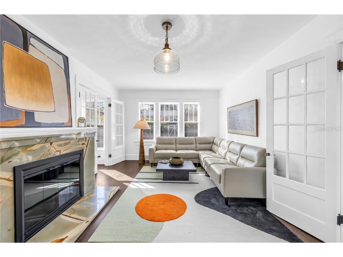 2320 5th Street N Saint Petersburg FL 33704 TB8454327 image4