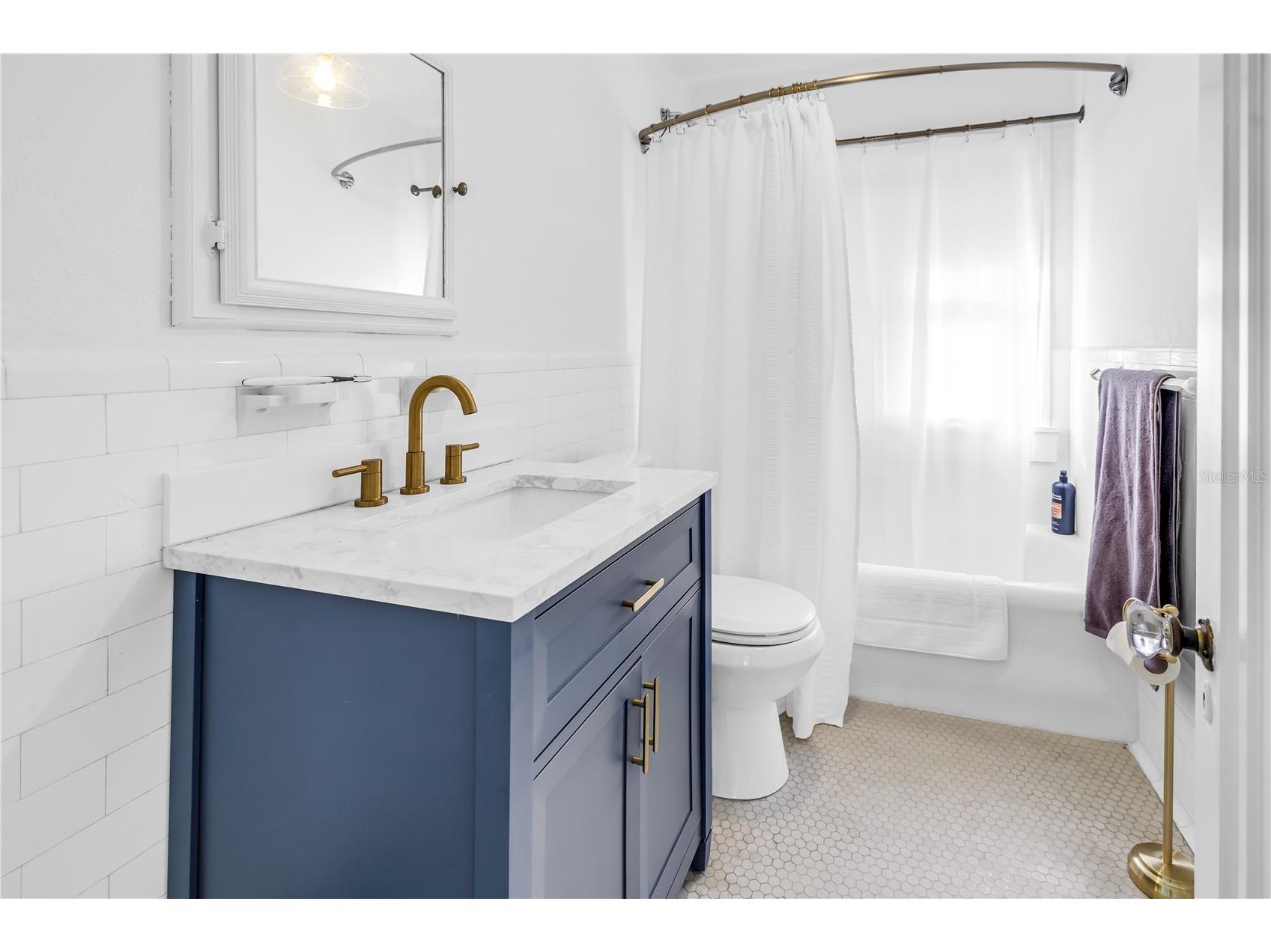 2320 5th Street N Saint Petersburg FL 33704 TB8506107 image18