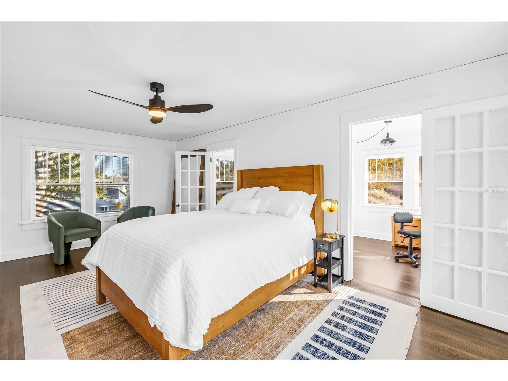 2320 5th Street N Saint Petersburg FL 33704 TB8506107 image21